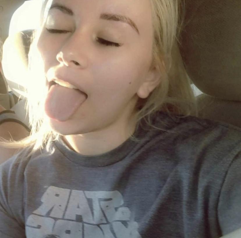 Kat profile image