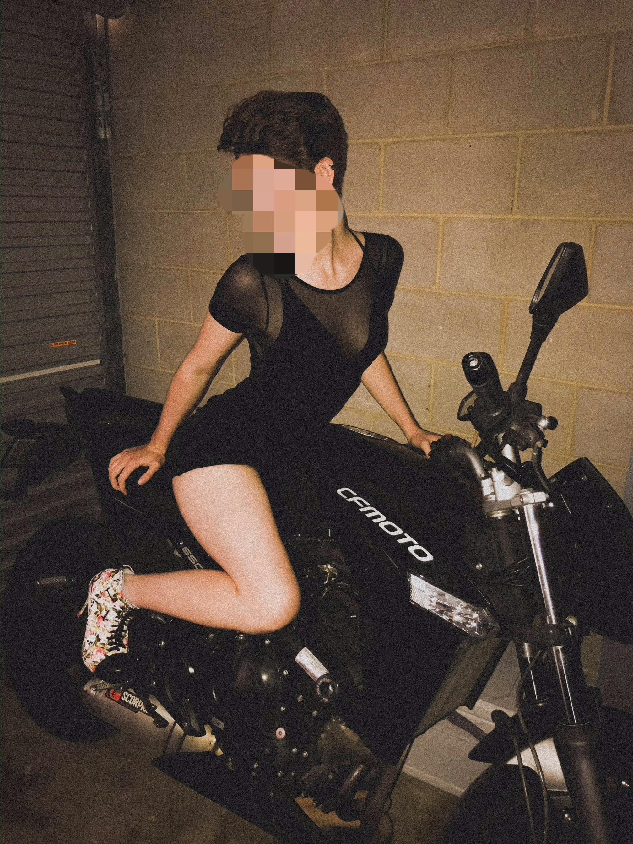 Roxy profile image