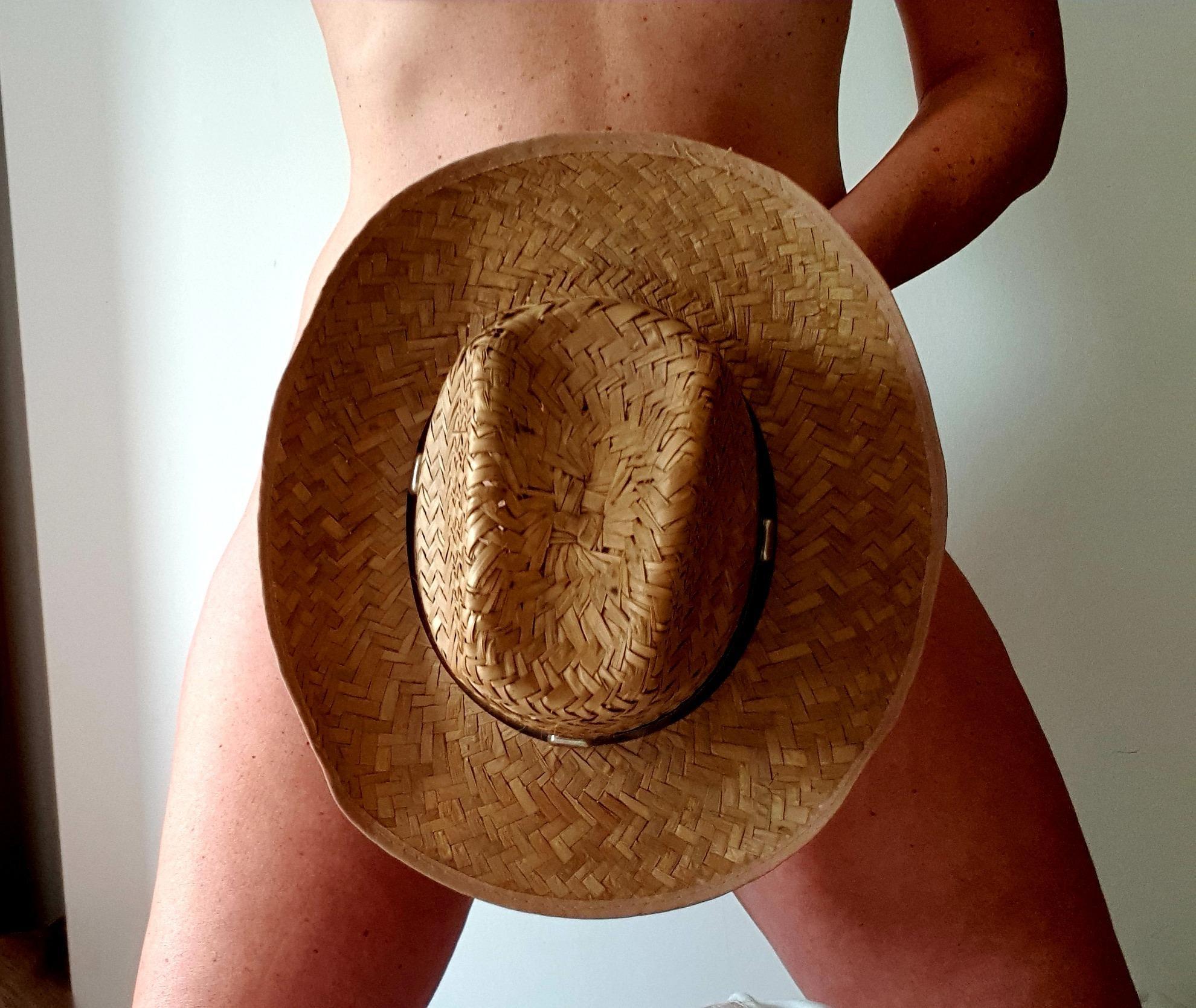 ellemodel20 profile image