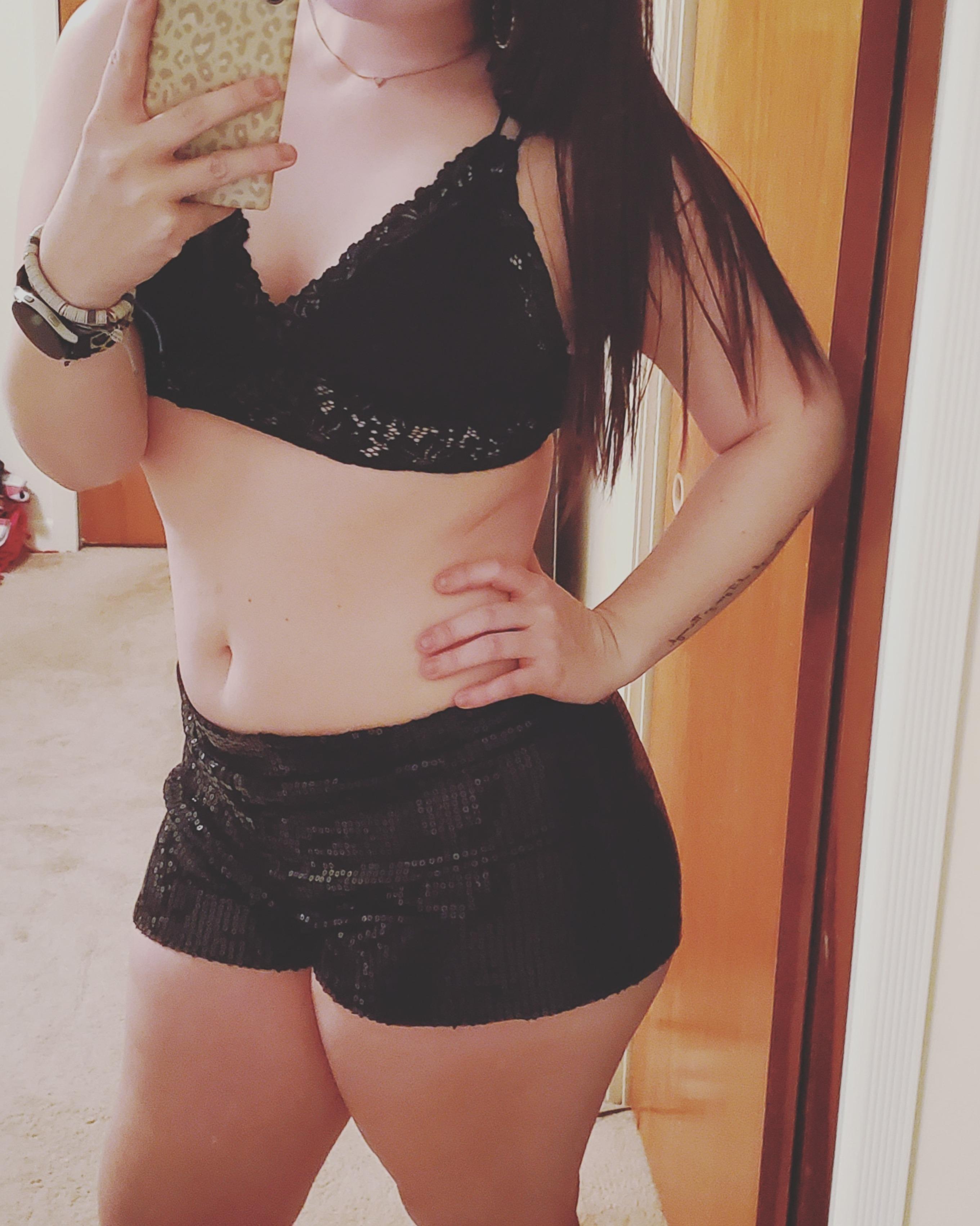 Roxyy profile image