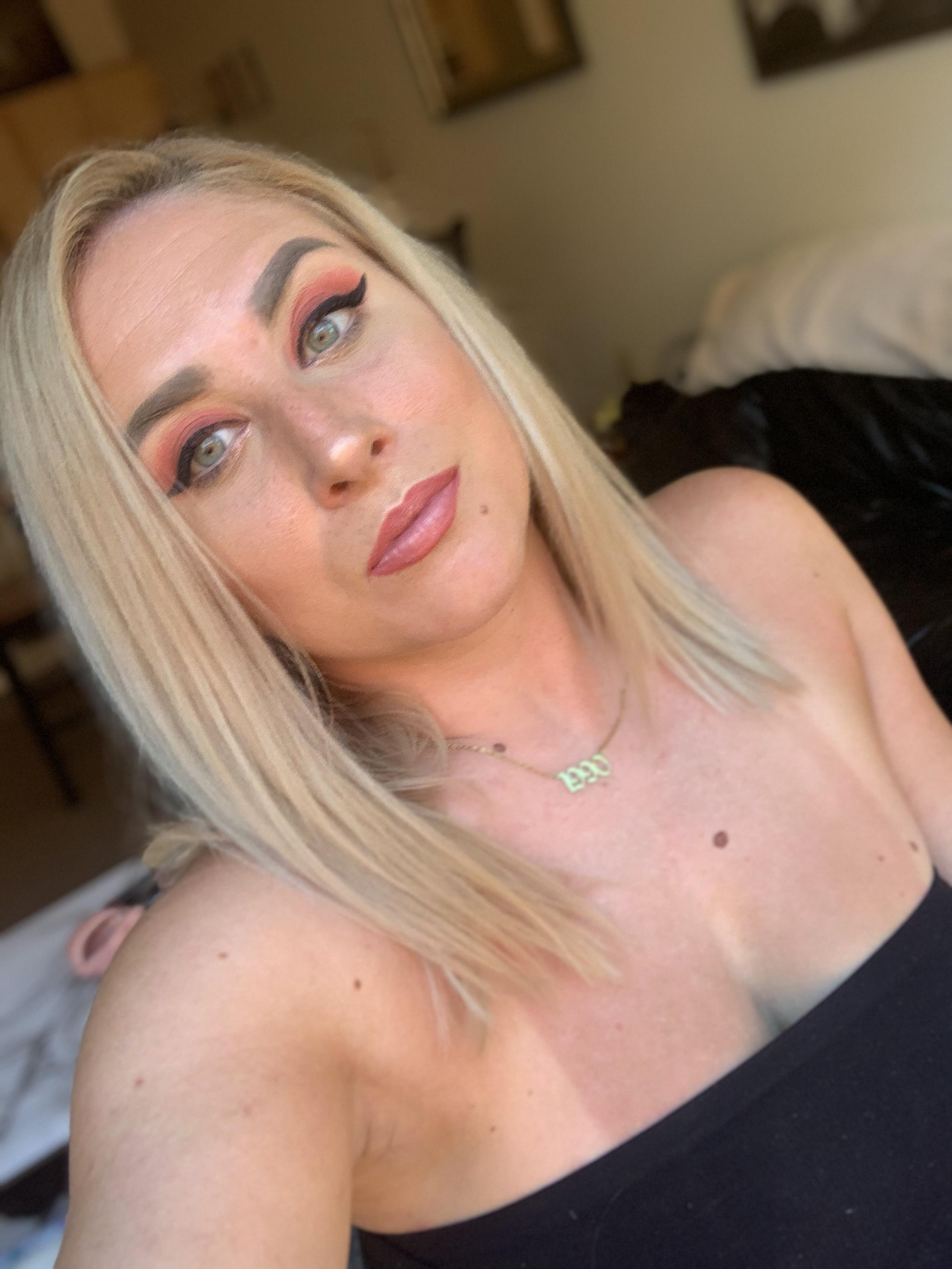 Bobbi profile image