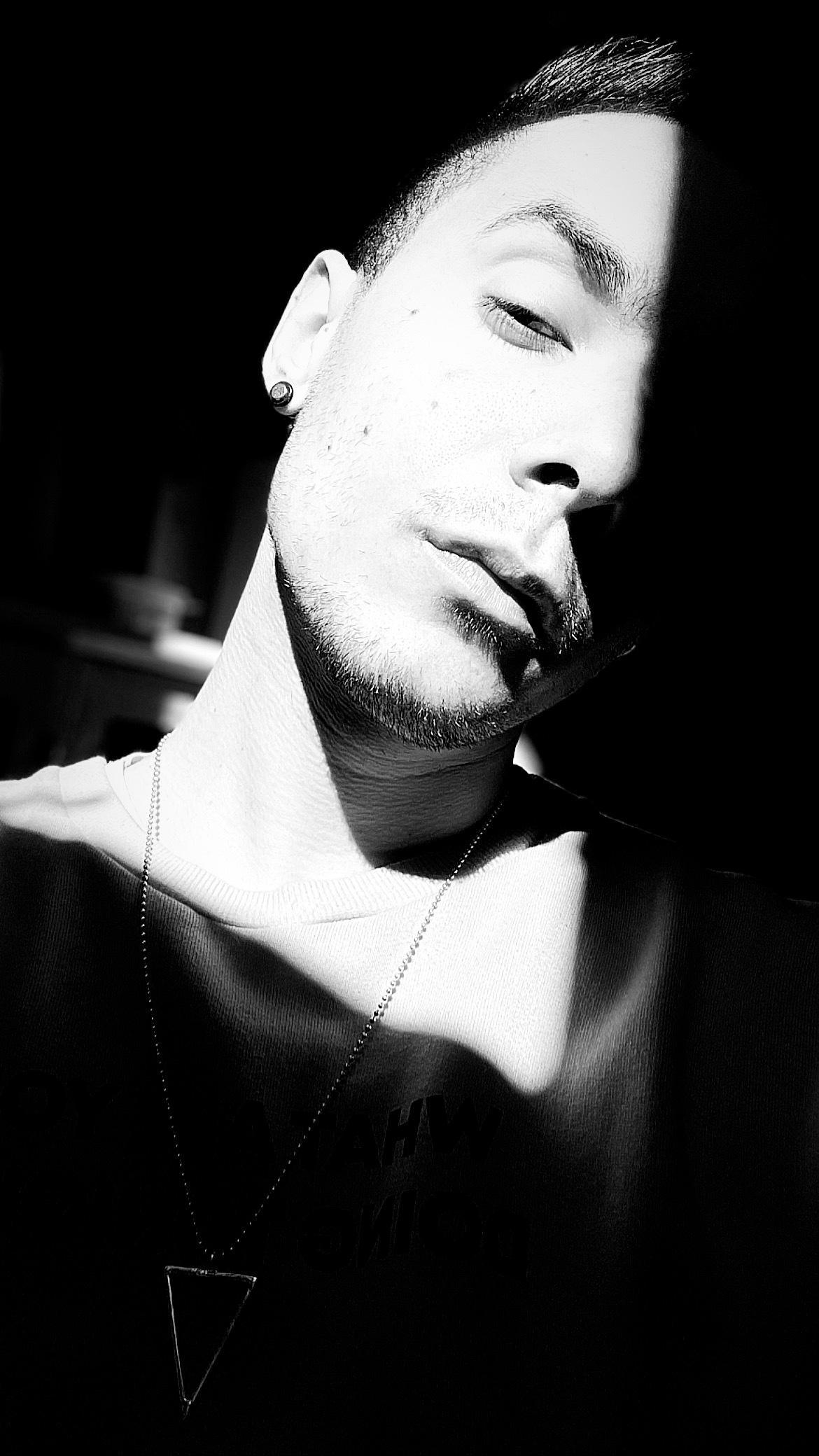 Tom profile image