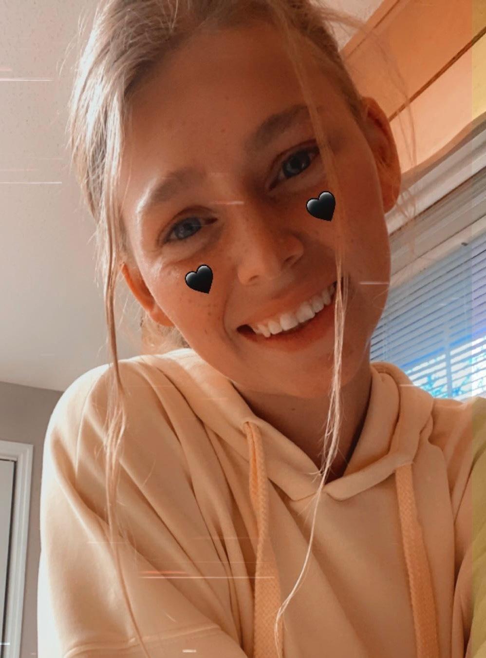 leah profile image