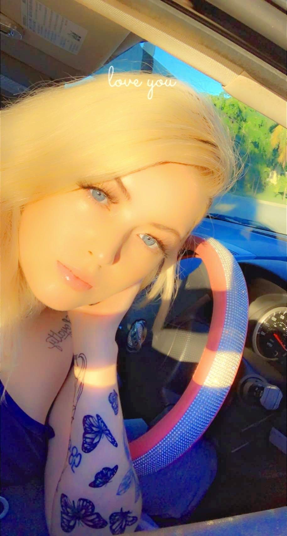 𝕭𝖆𝖗𝖇𝖎𝖊 𝖉𝖔𝖑𝖑 💟 profile image