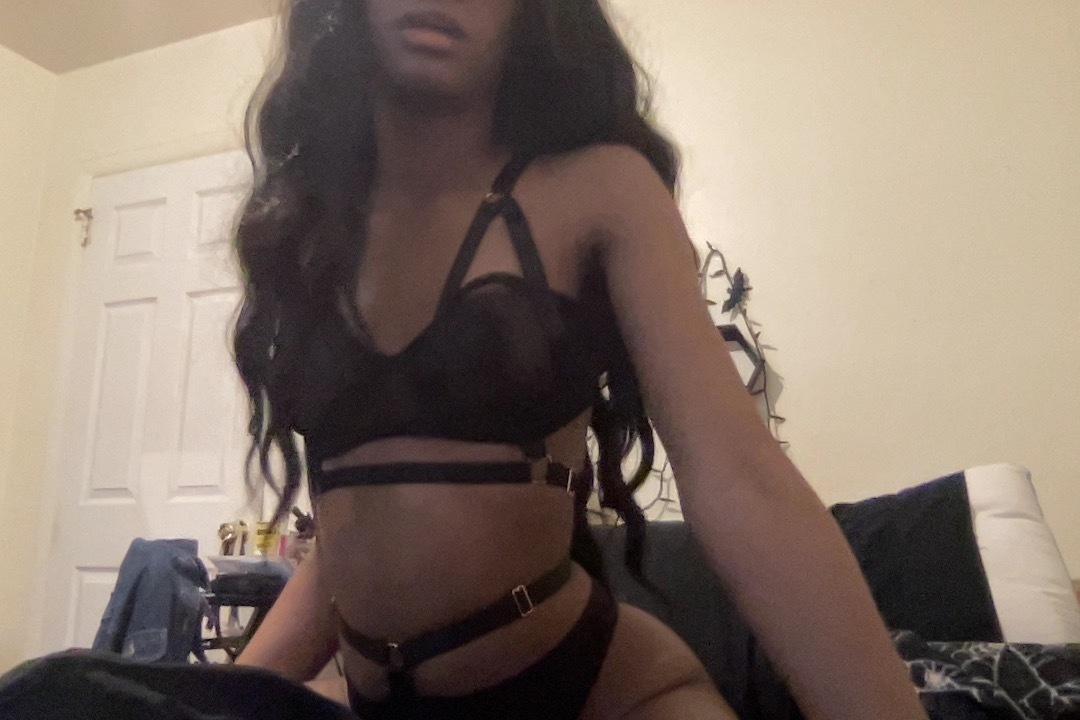 Ivy profile image