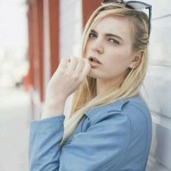 Carly Rae profile image
