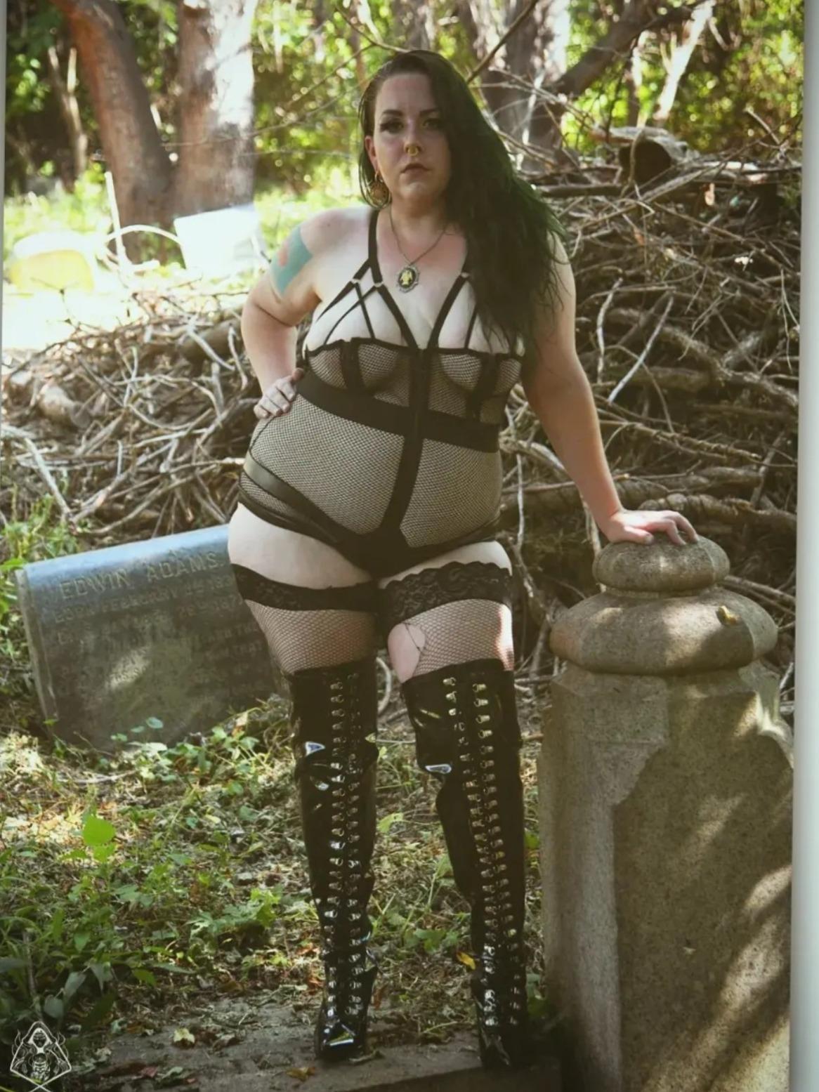Mistress Minerva Masters profile image