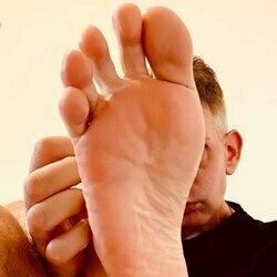 chris footlover profile image