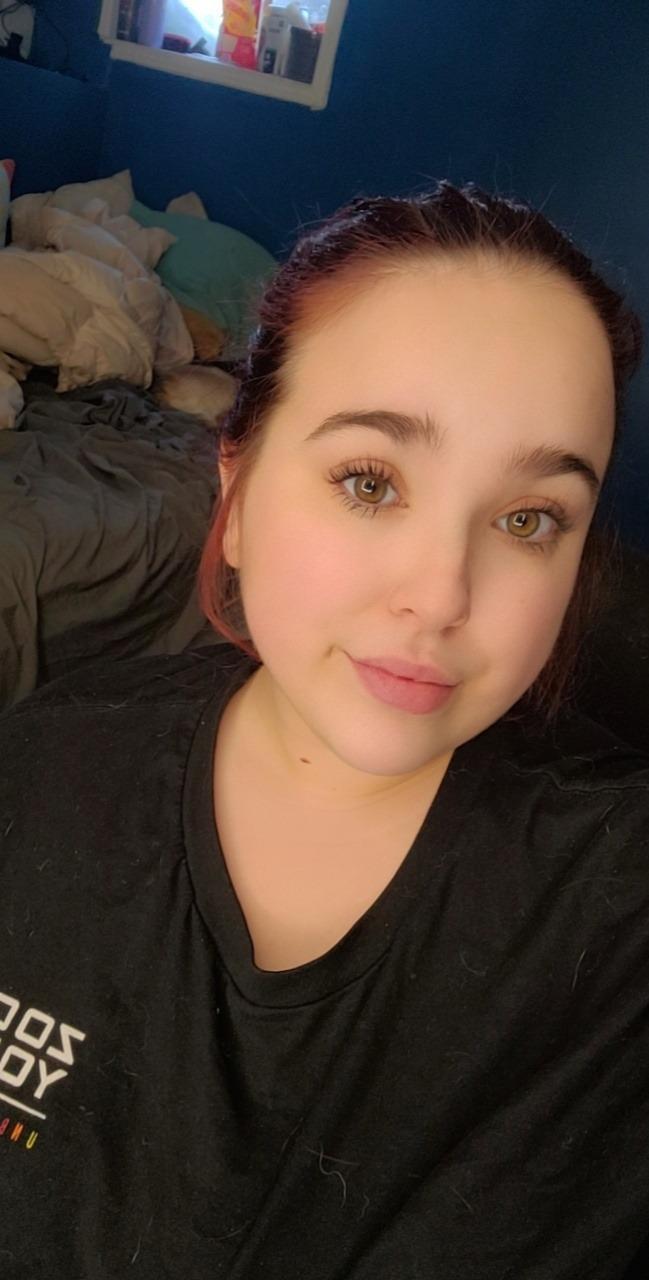 Laura profile image