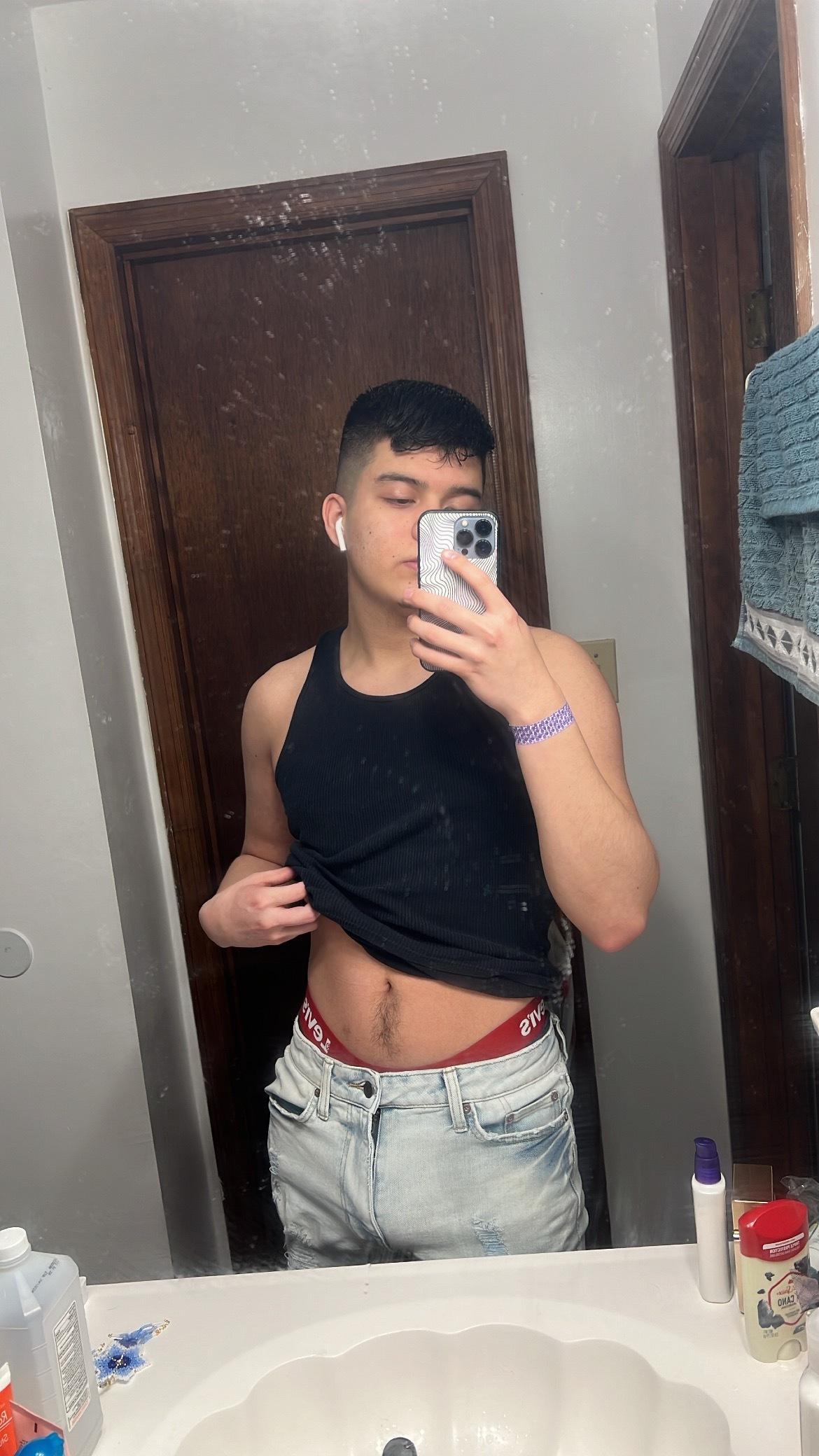 E O profile image