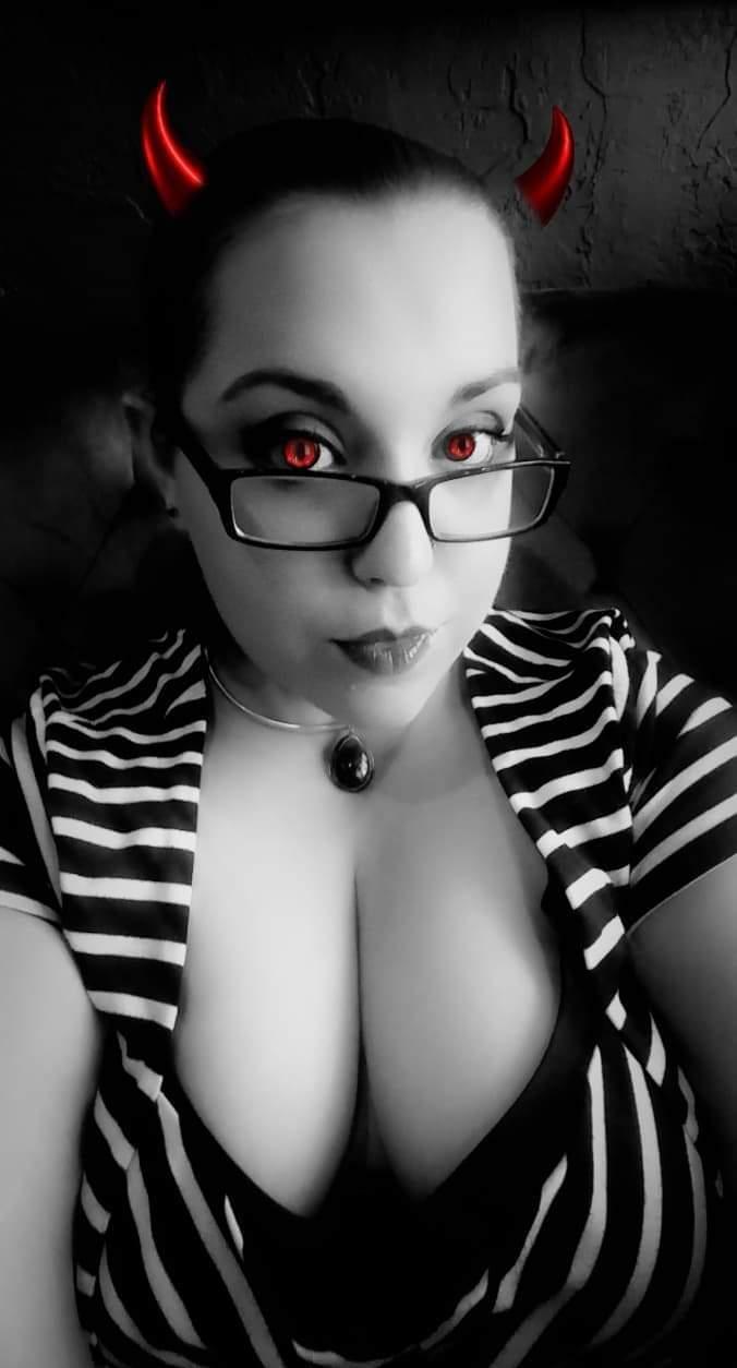 Lydia Lotus profile image