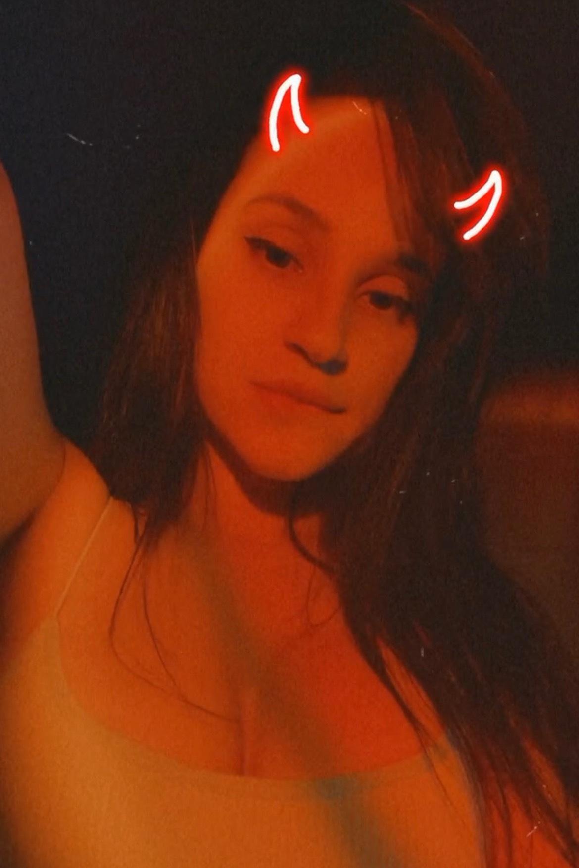 Anny profile image