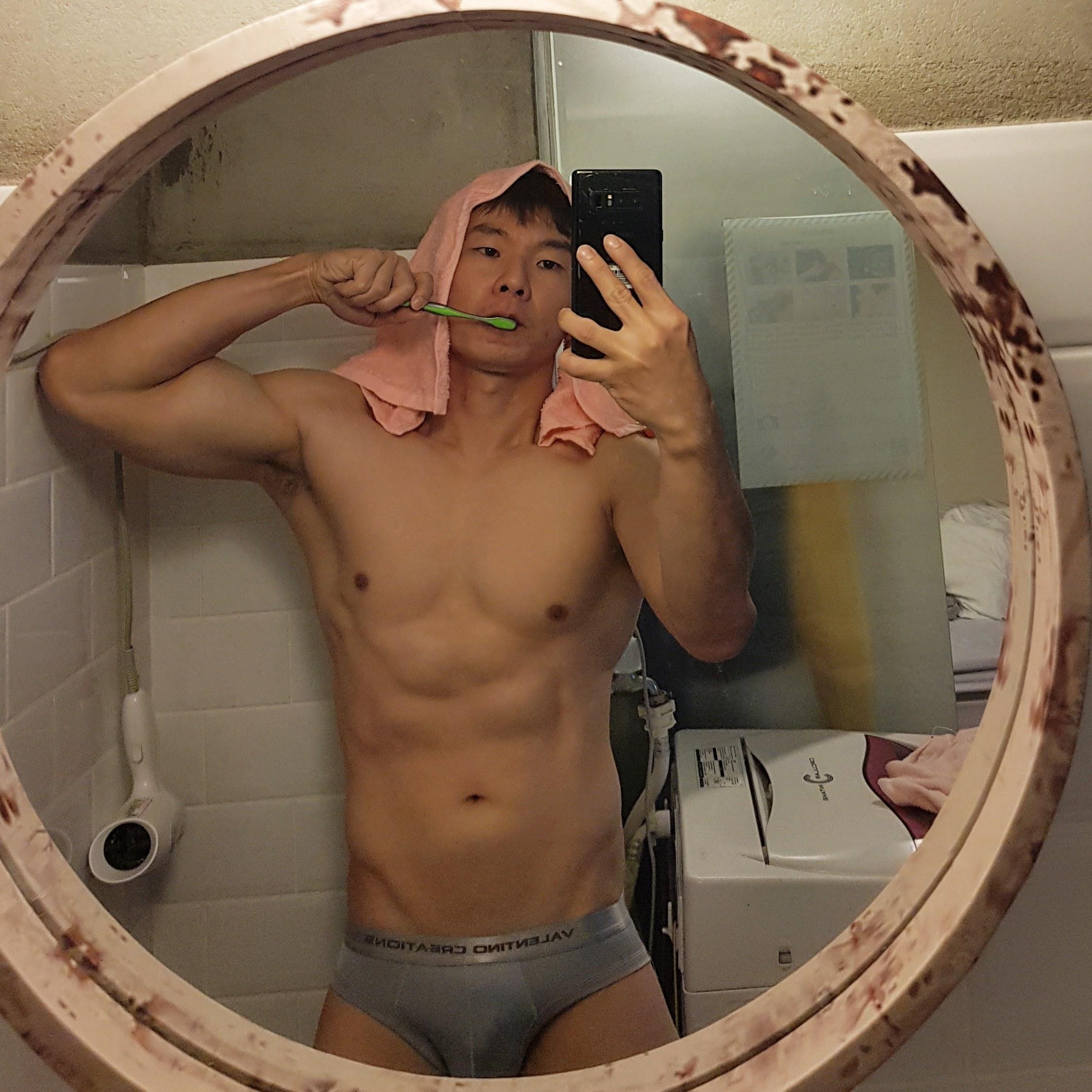 Rave lee profile image
