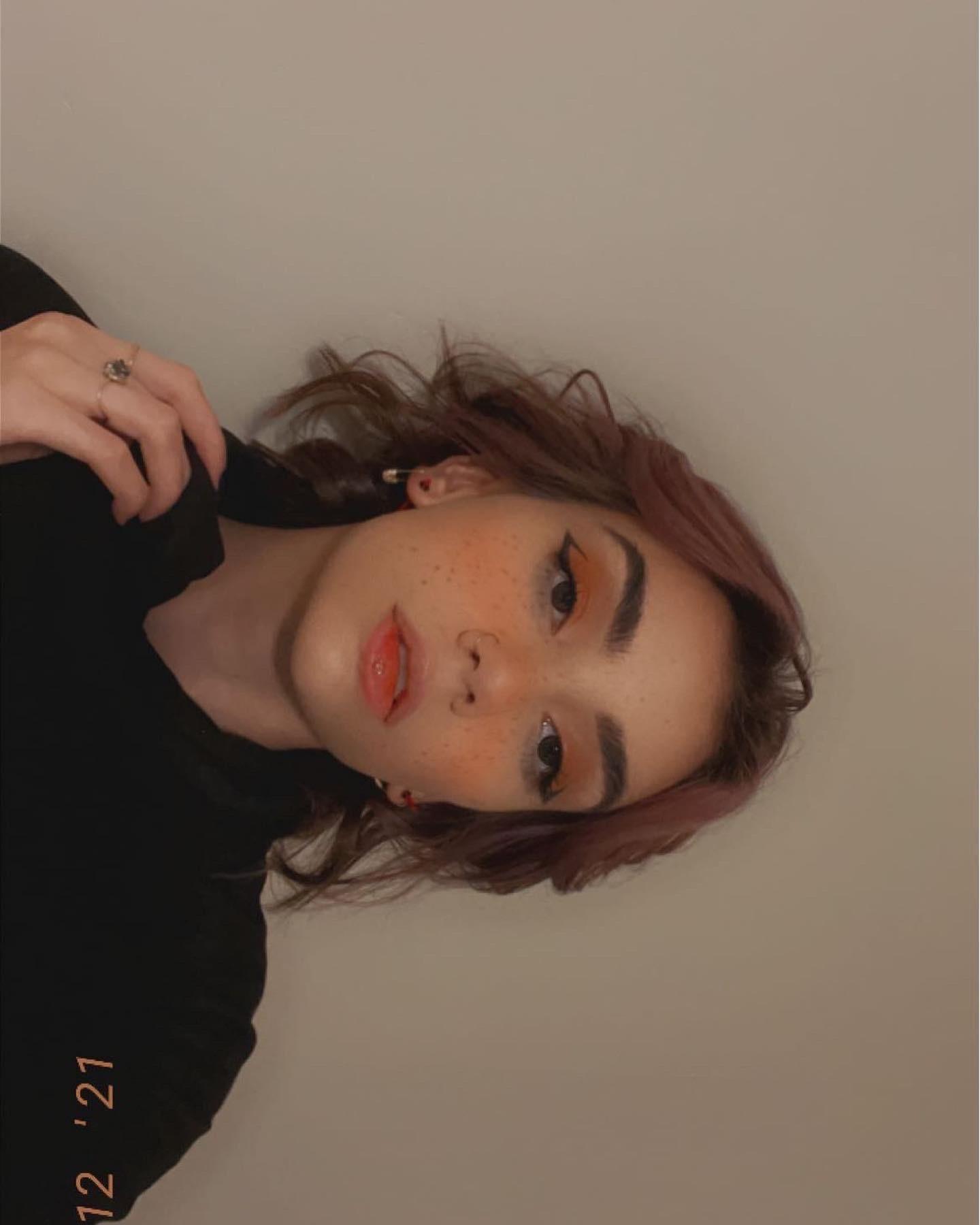 Rhea profile image