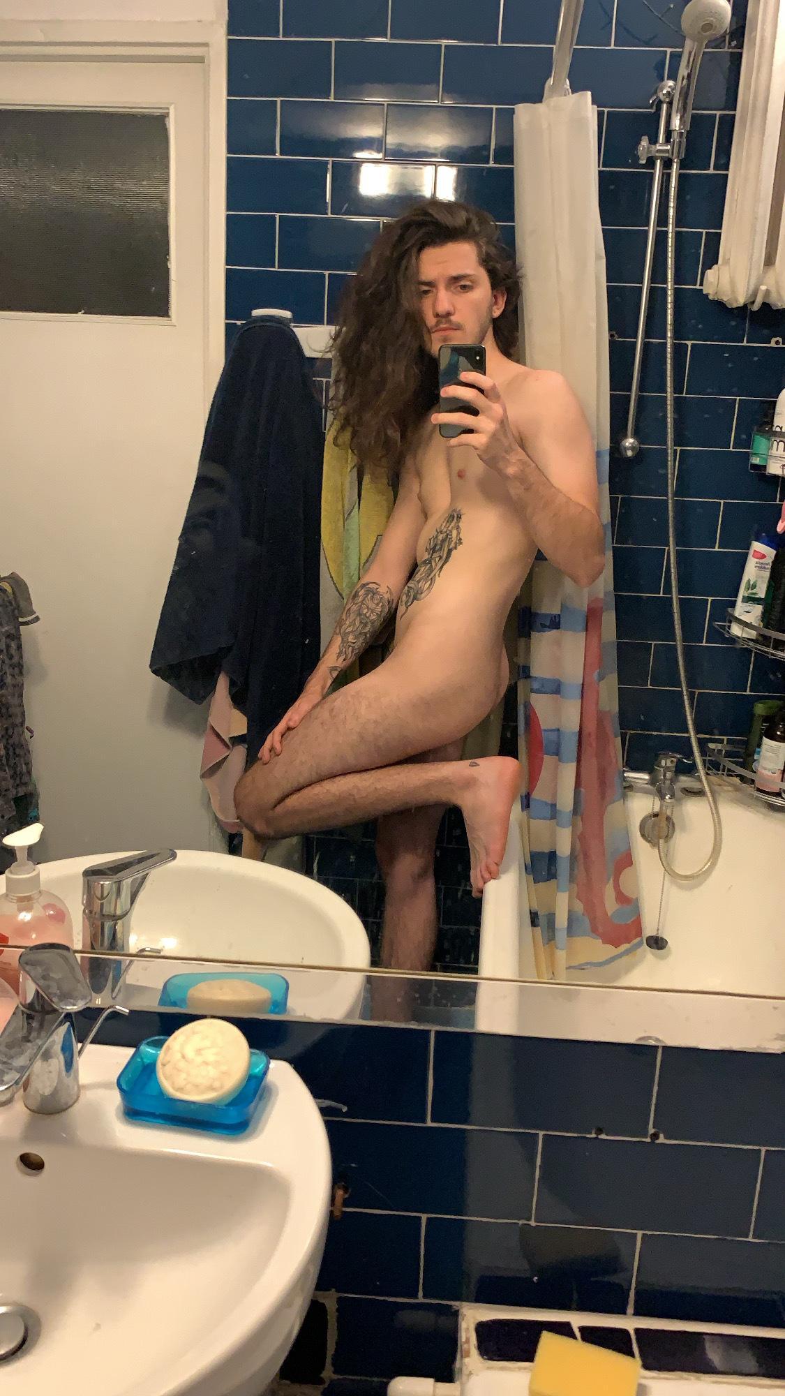 Tom profile image