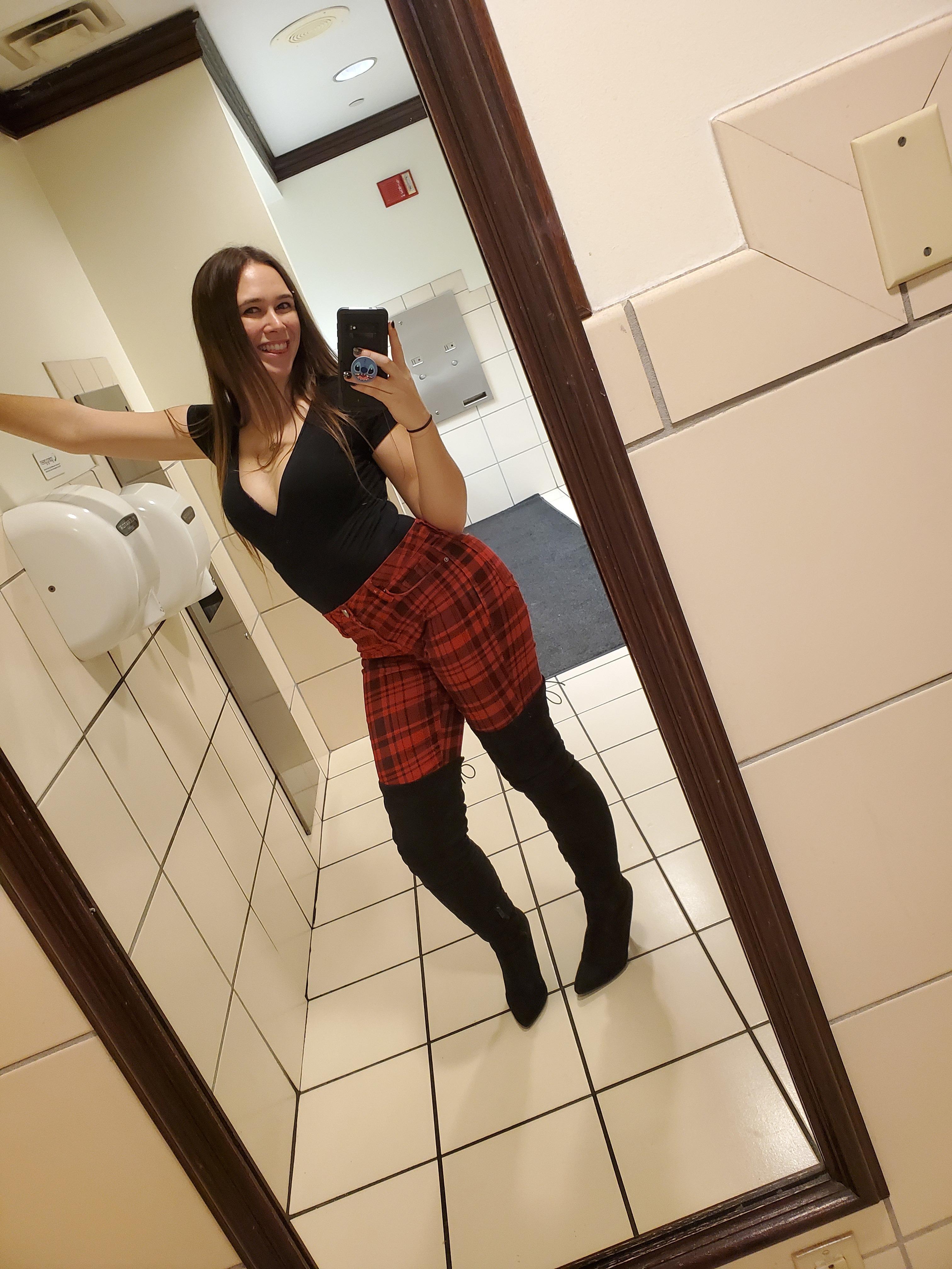 SARAH profile image