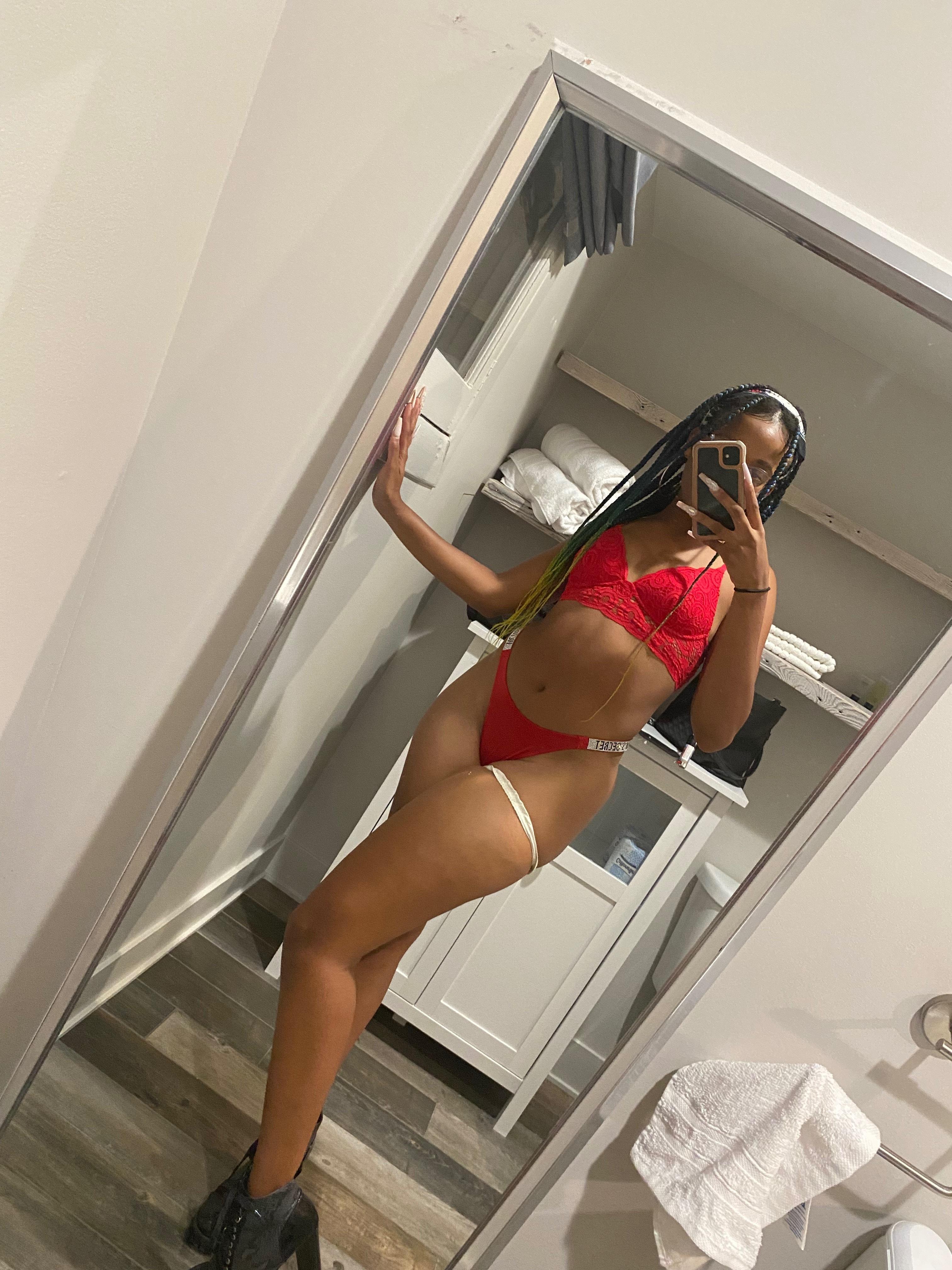 Ebony stripper 😈💦 profile image