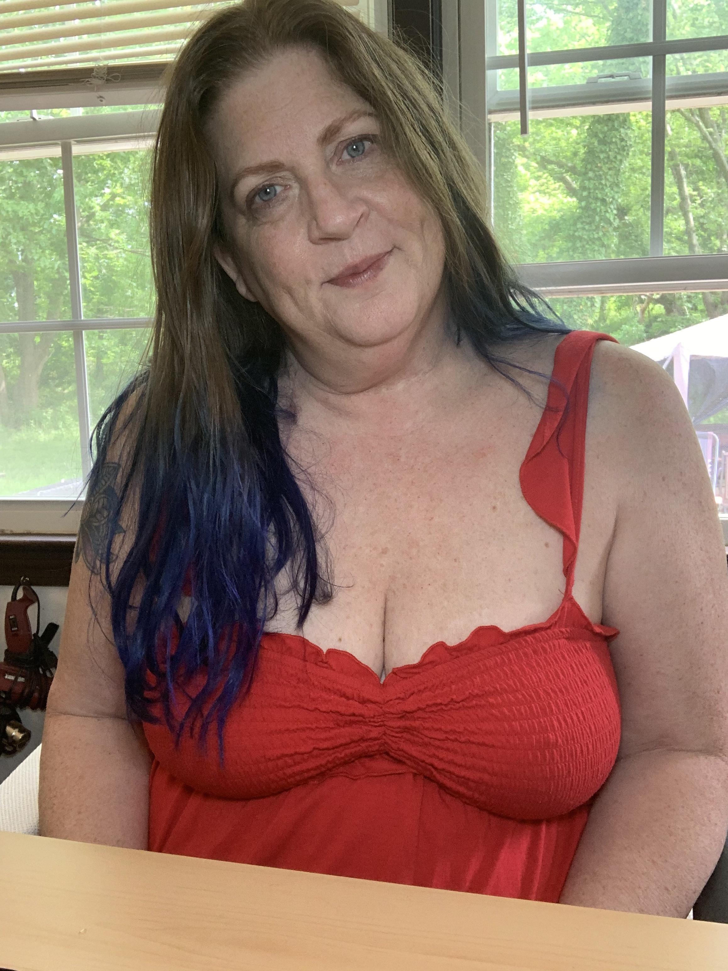 Macqueensfeet profile image