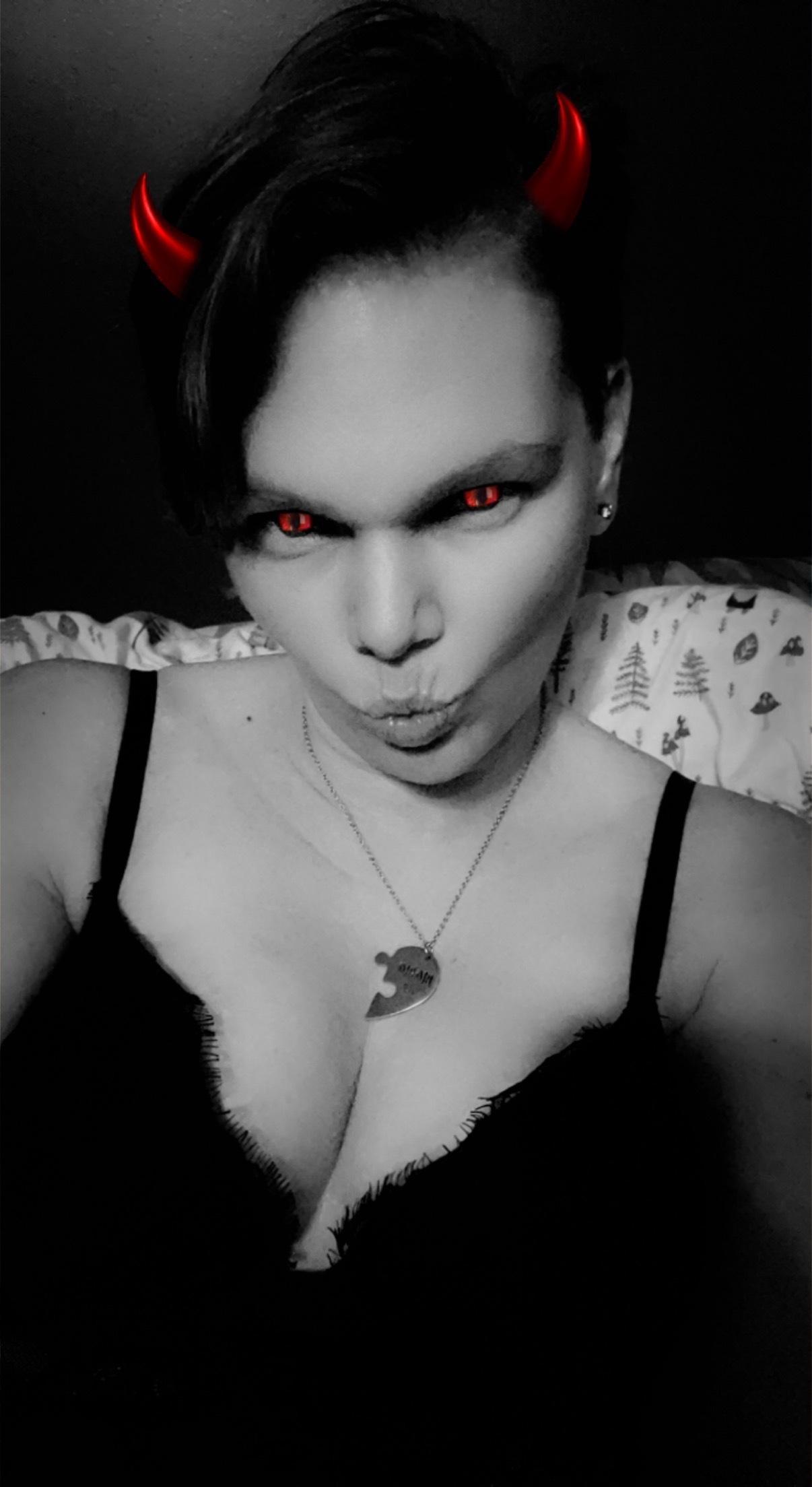 Katie profile image