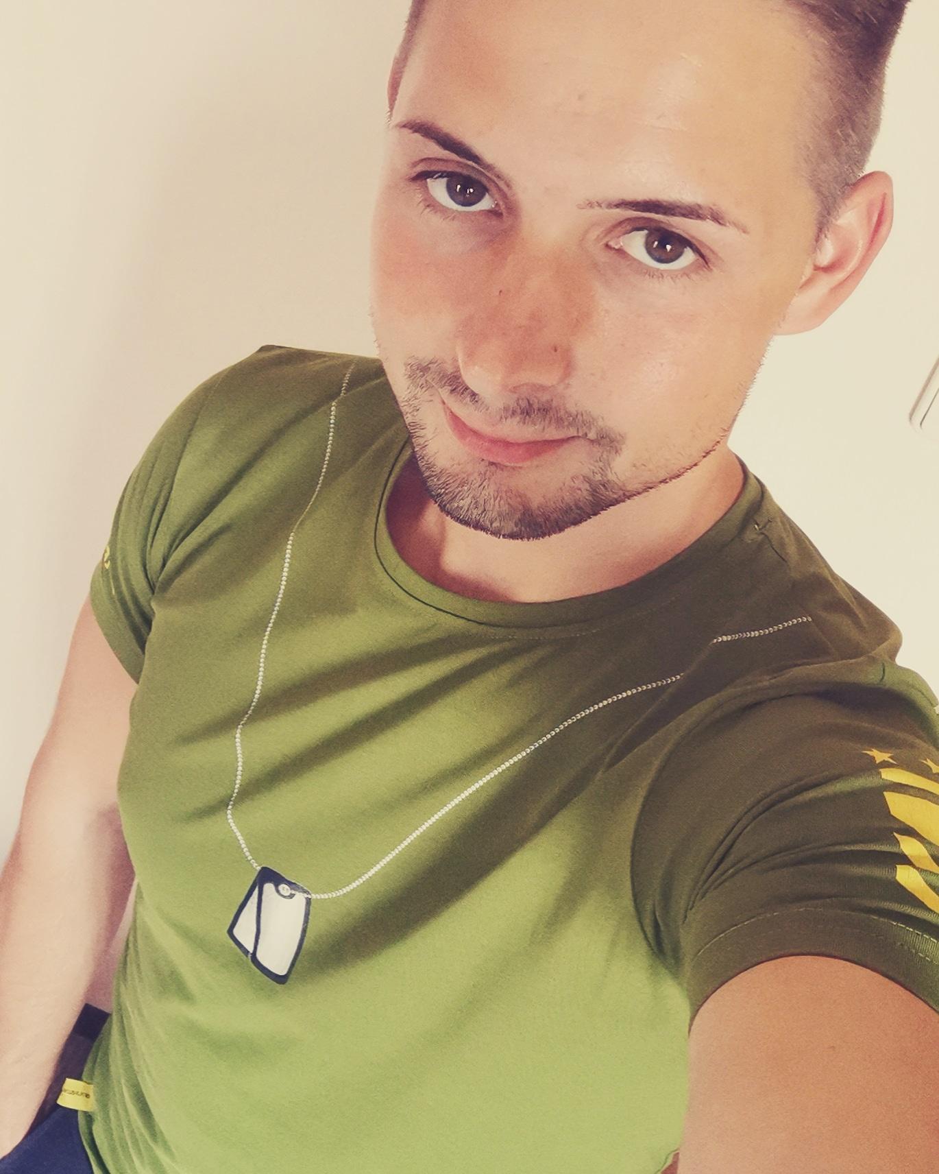 Mitja profile image