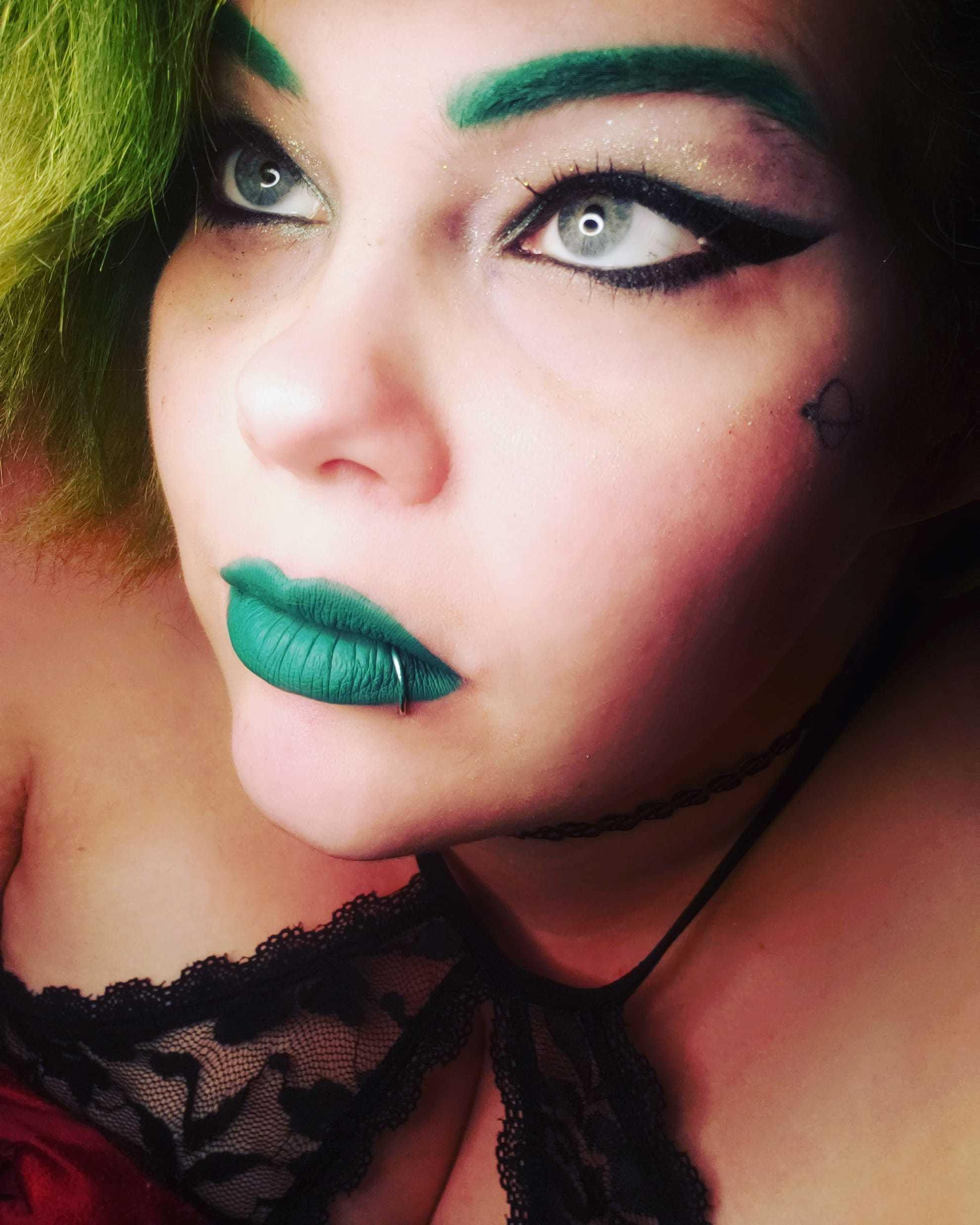 Roxy profile image