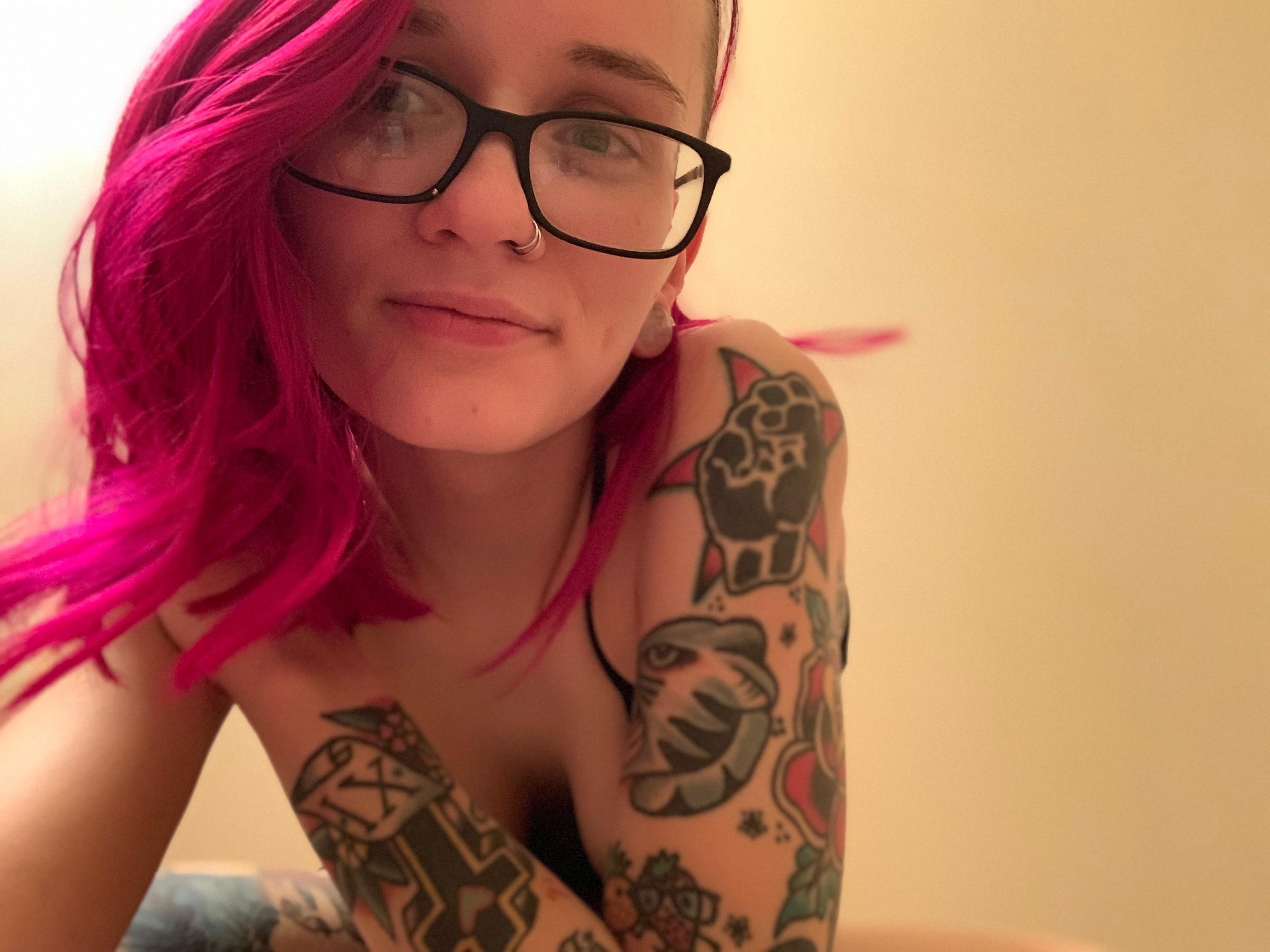 Roxanne Redlight profile image