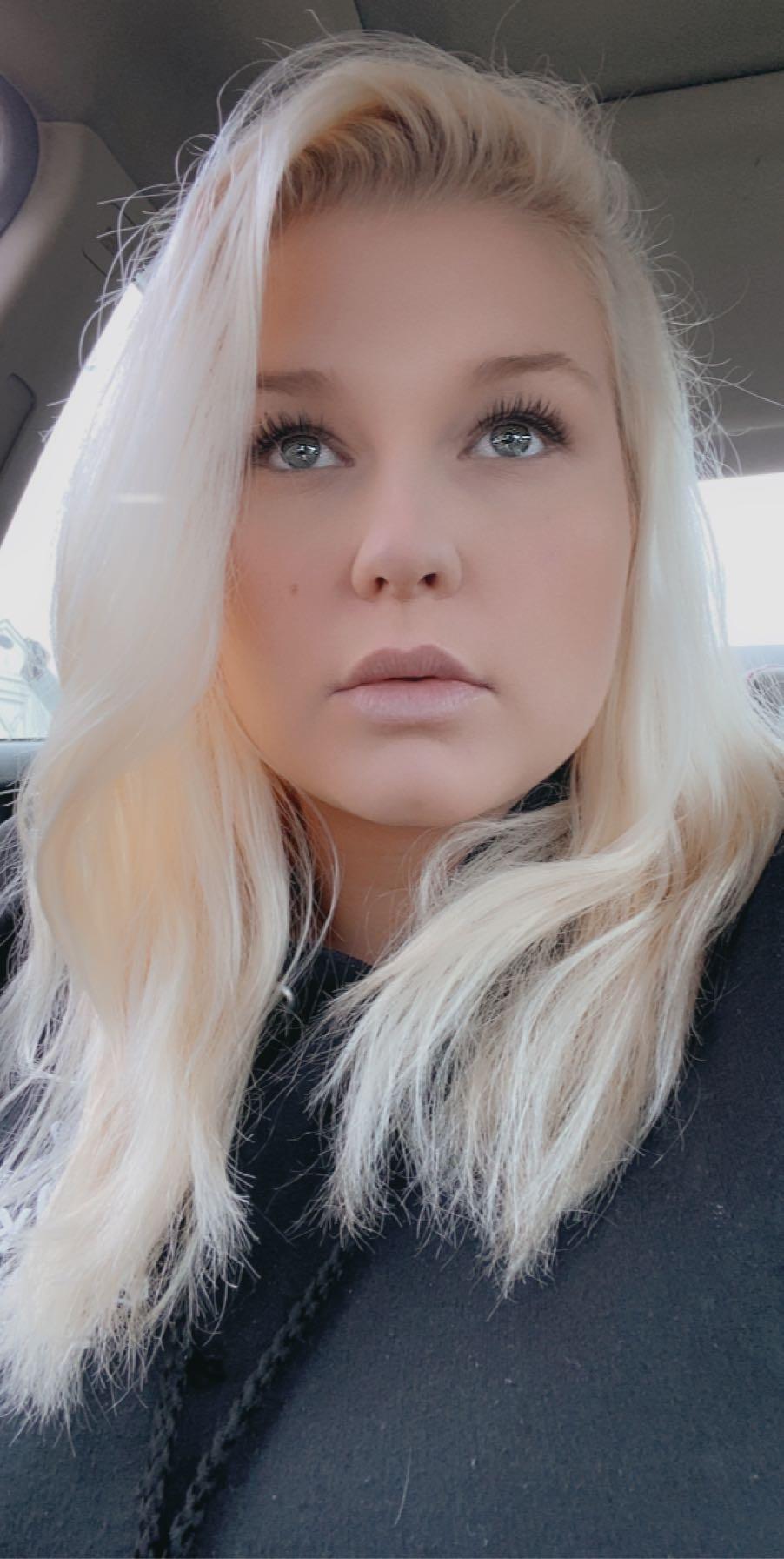Blondie🌴 profile image