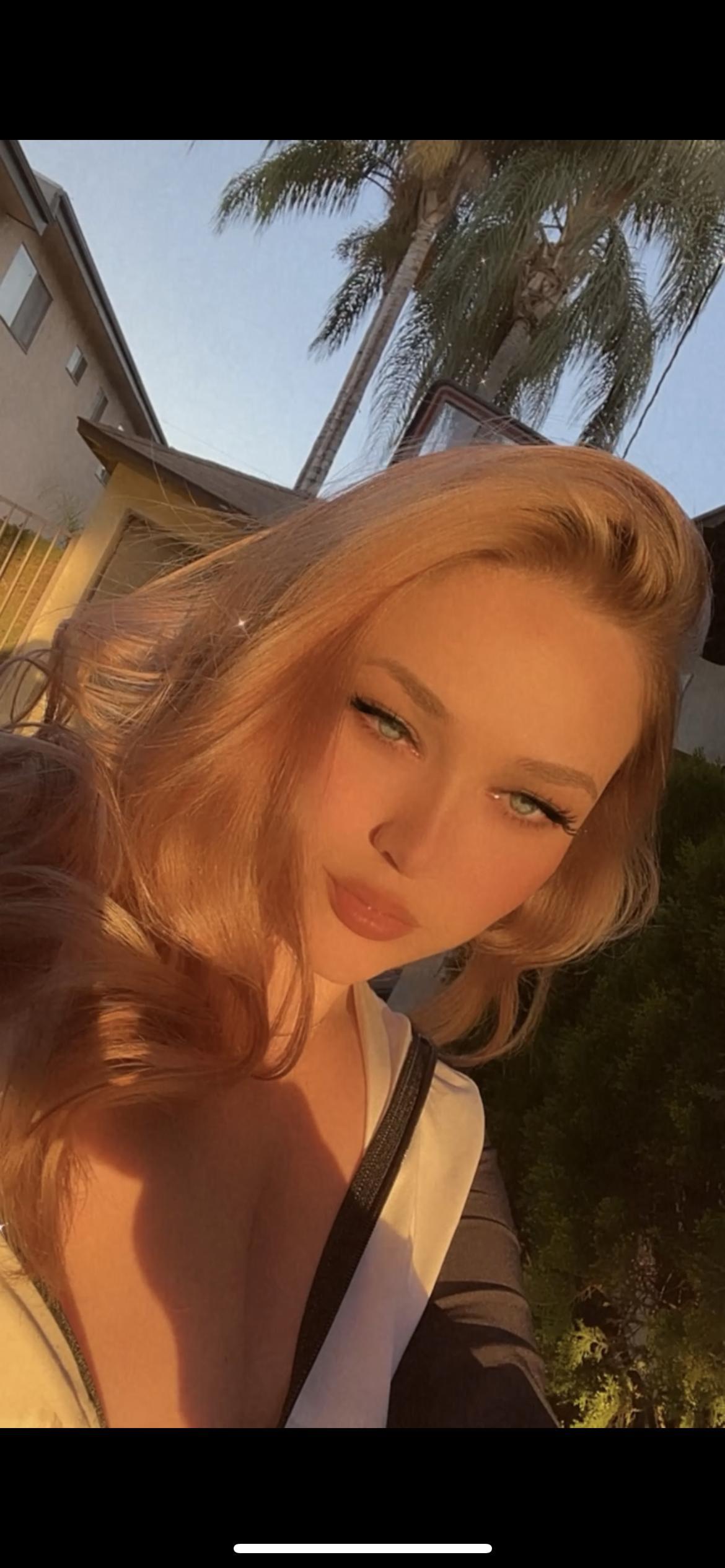 Snow profile image