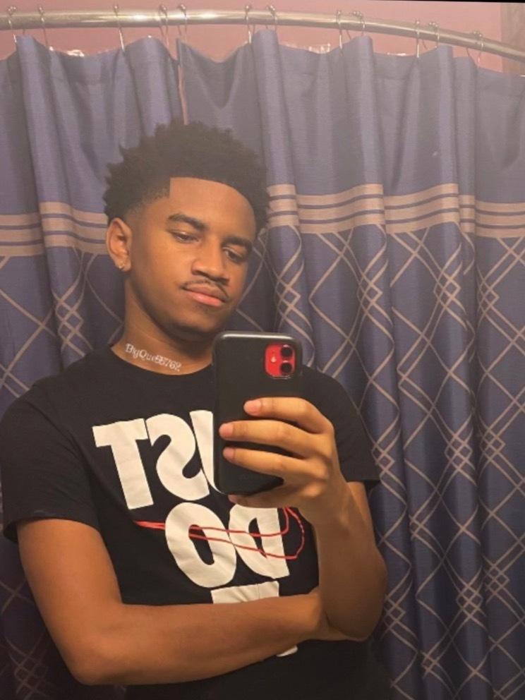 Big dick Que profile image