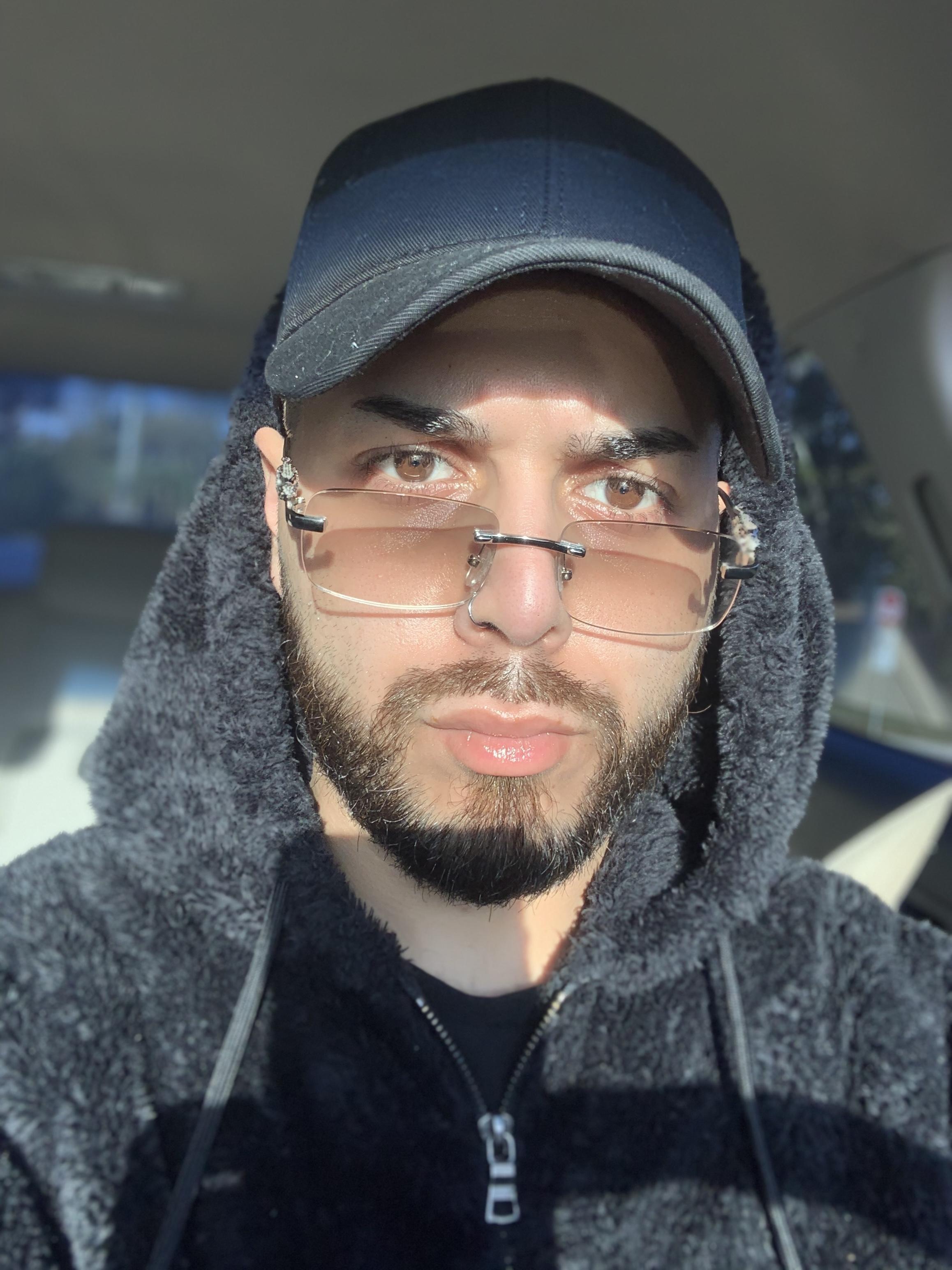 Leo J profile image