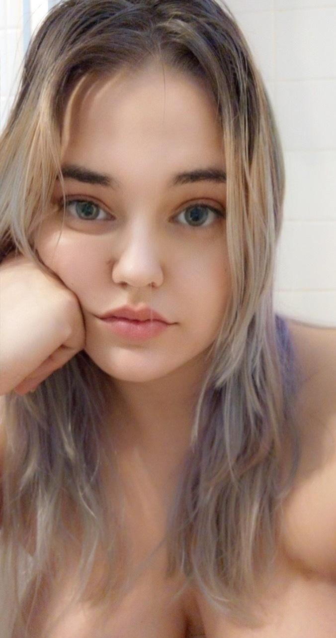 Sarah profile image