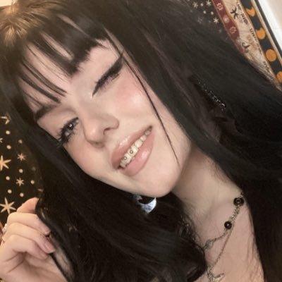 ☆ 𝐚𝐧𝐠𝐞𝐥 𝐯𝐢𝐨𝐥𝐞𝐭𝐭𝐞 ☆ profile image