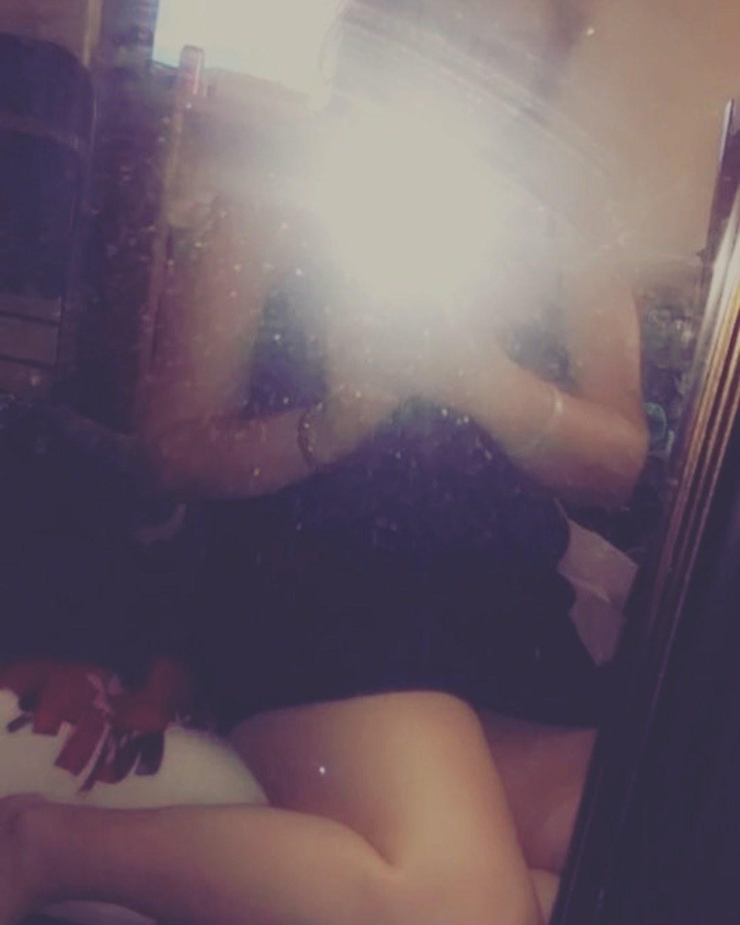 V profile image