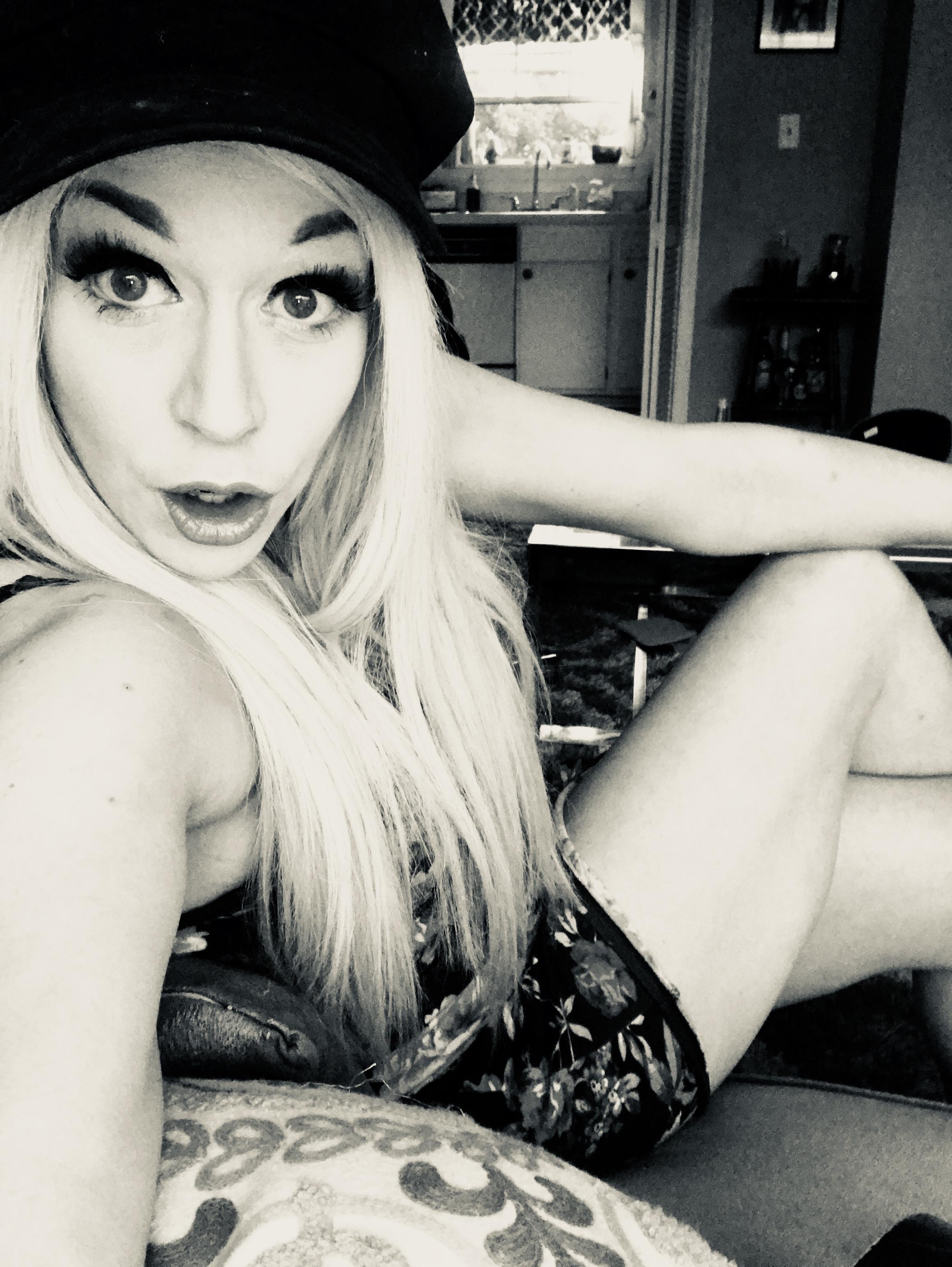 Loo profile image