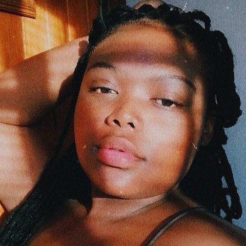 Lizza profile image