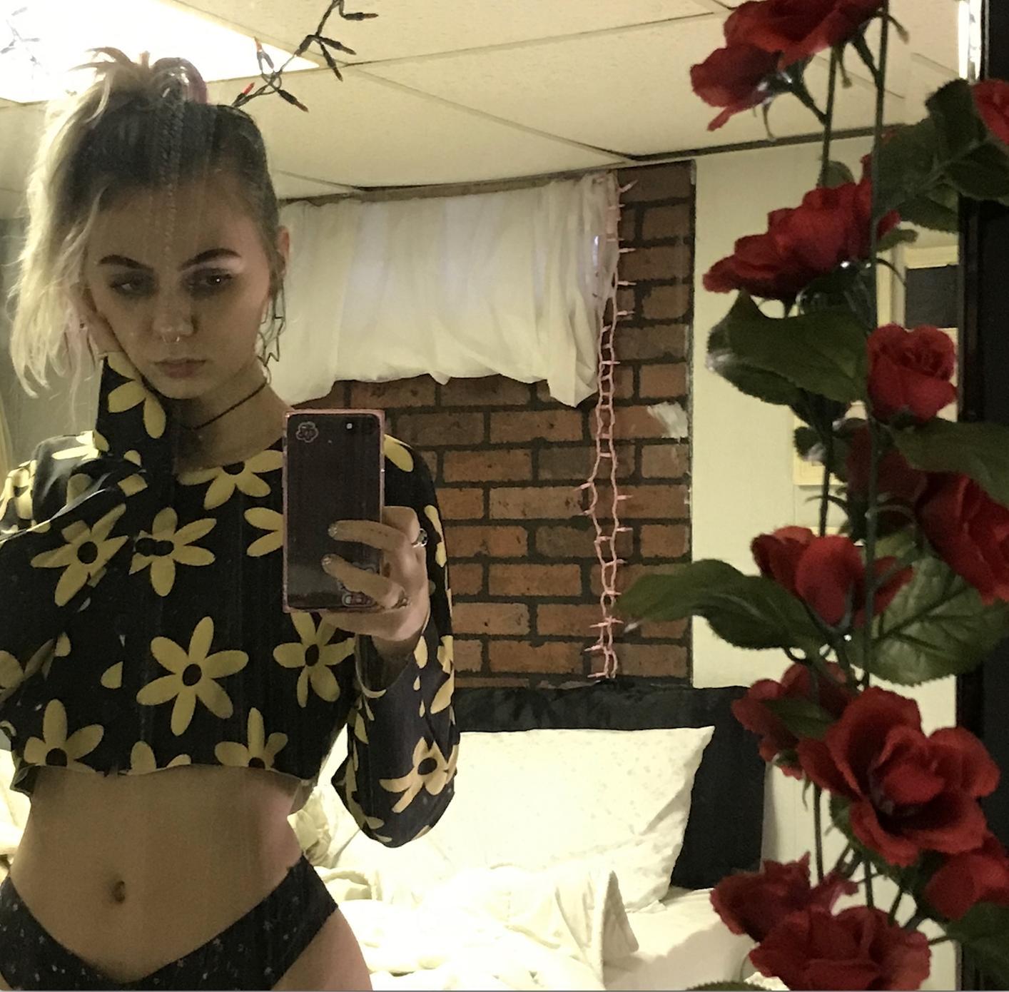Pixie profile image