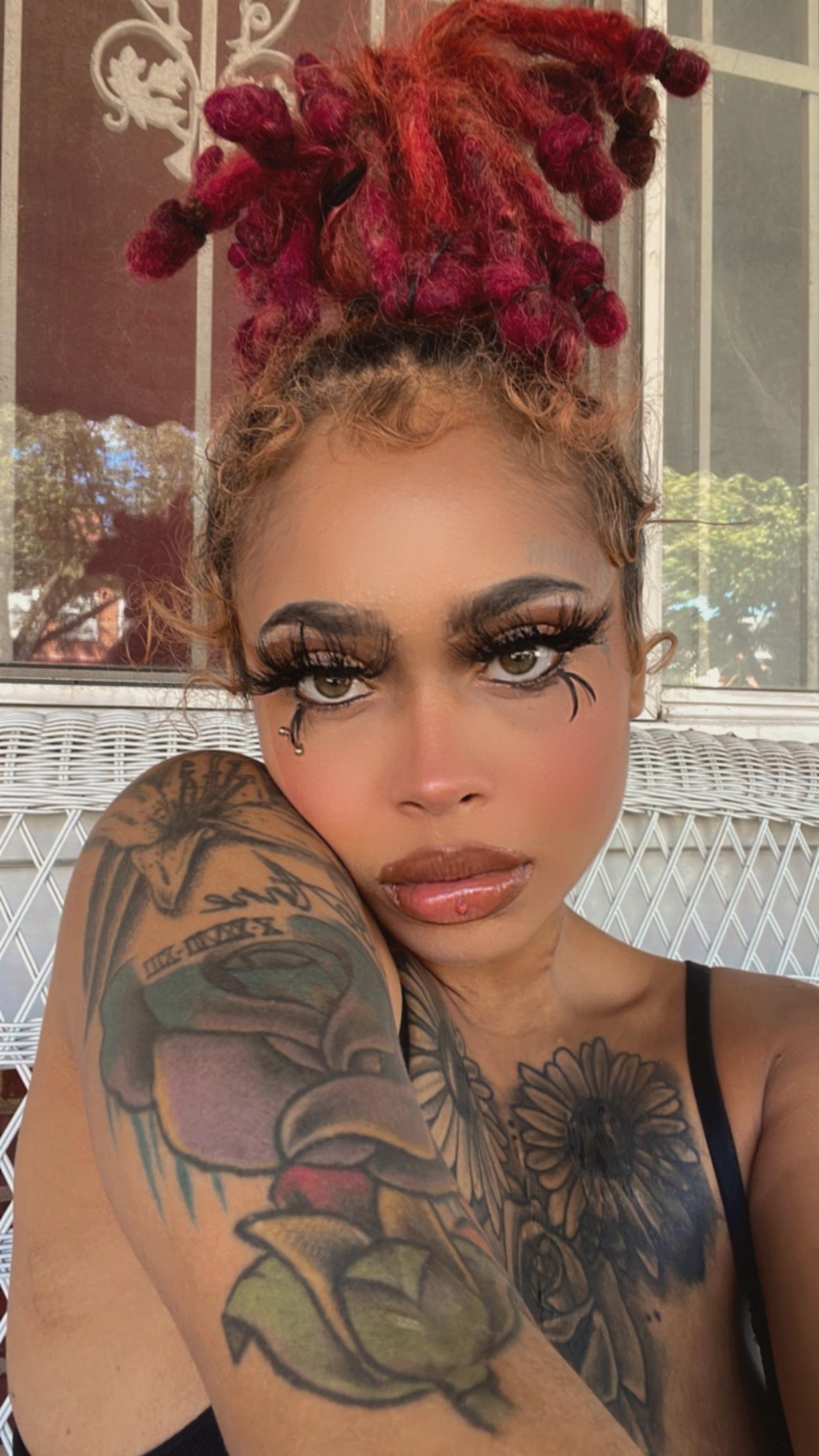 KiKi profile image