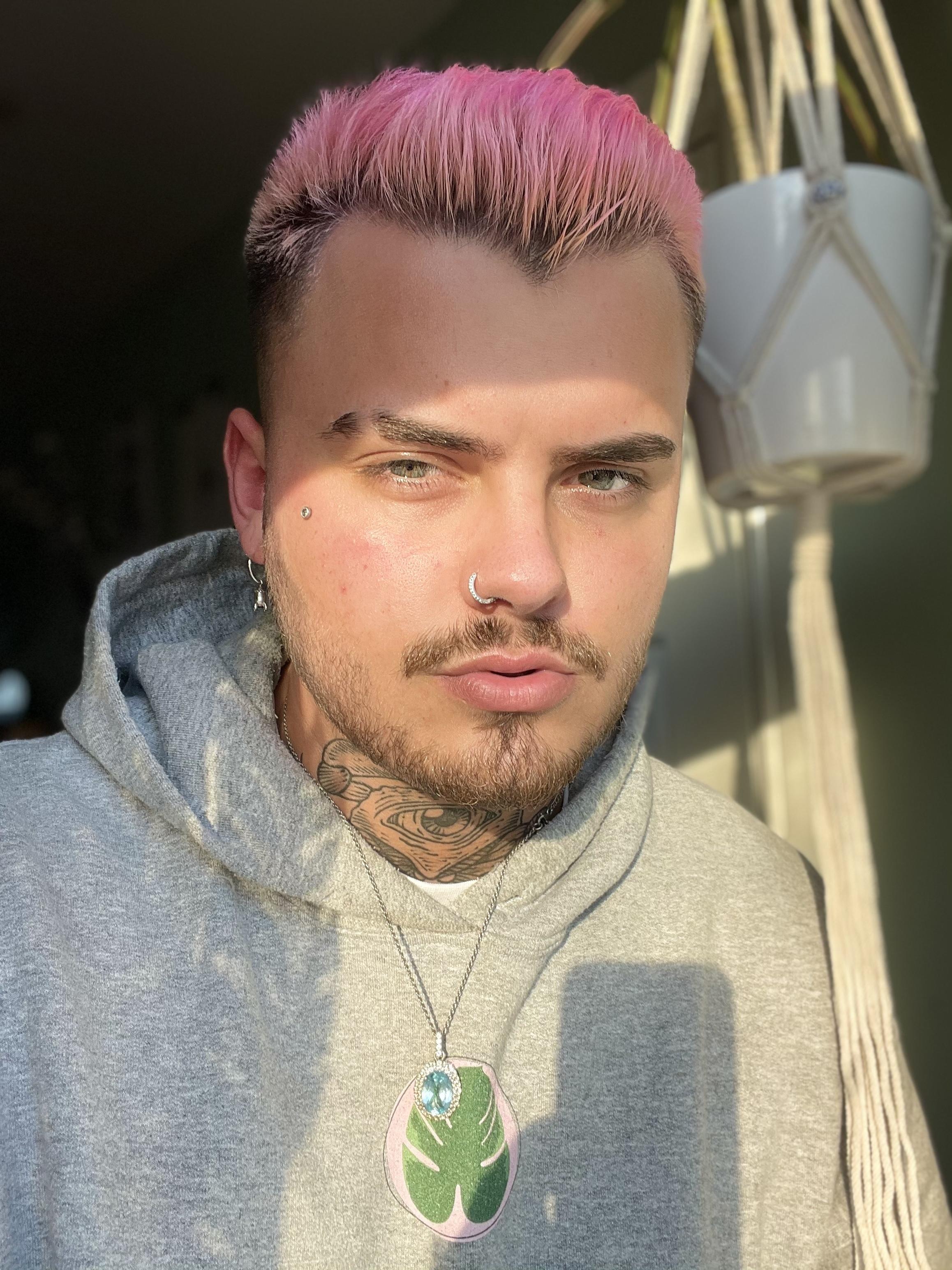 Will profile image