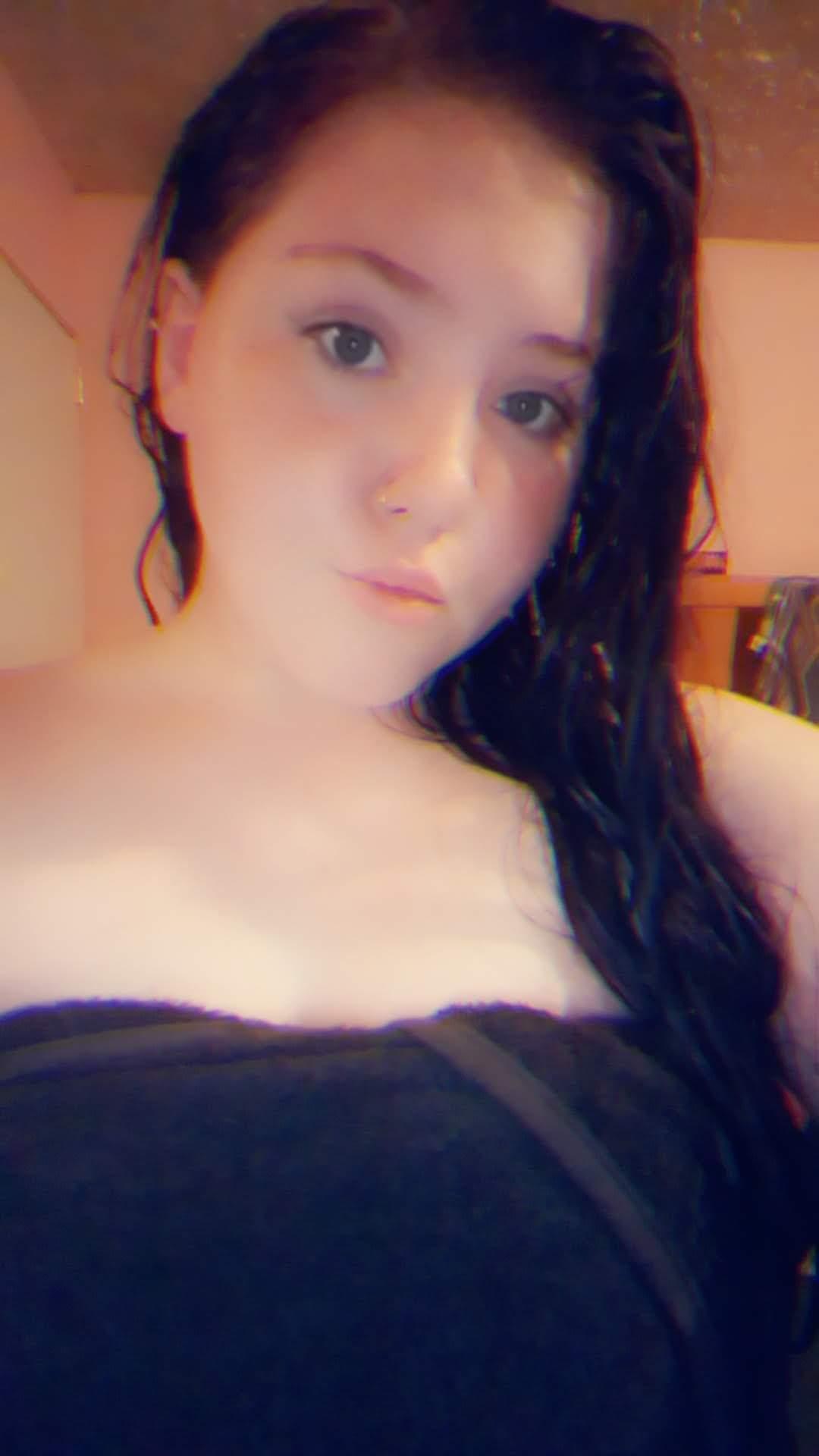 Lily Brandow profile image