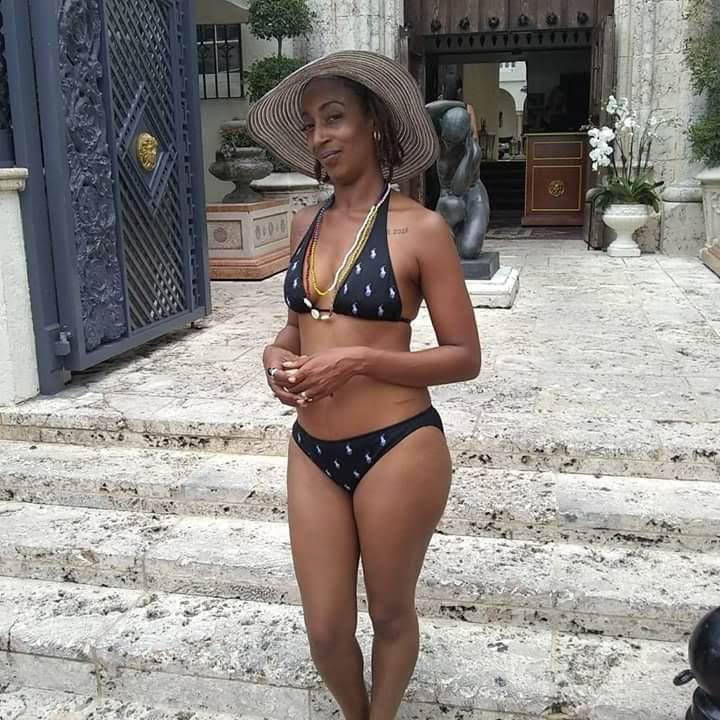 QUEENB MONEYBAGz profile image