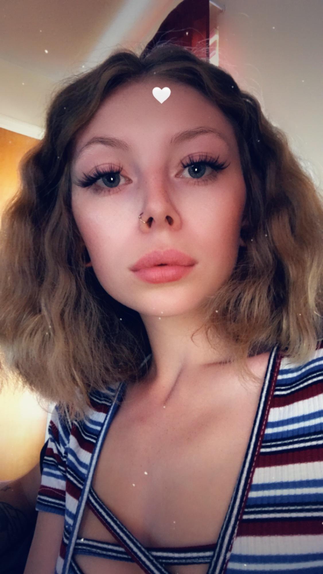 Emmy profile image