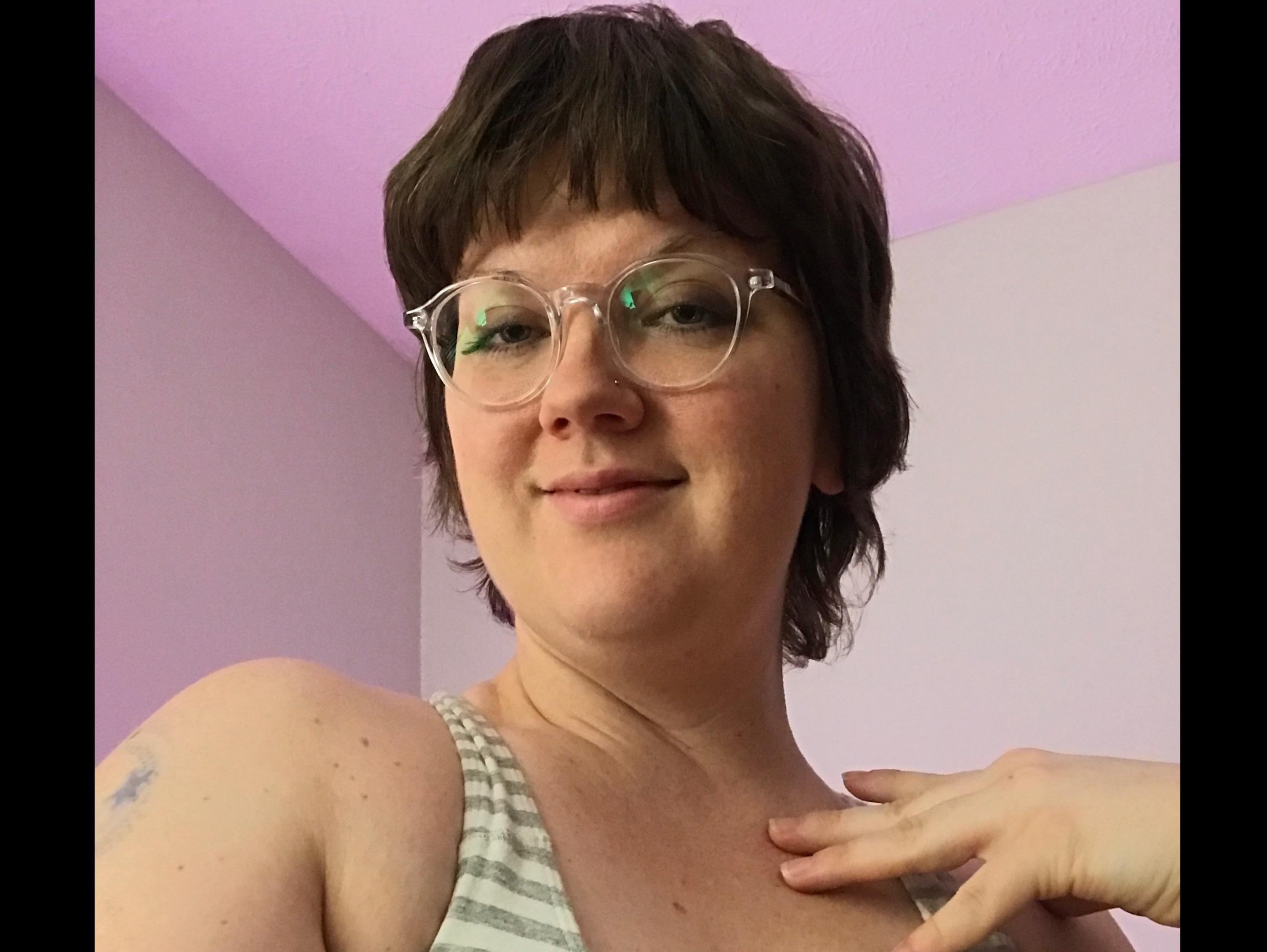 Megan Moodee - Free Page profile image