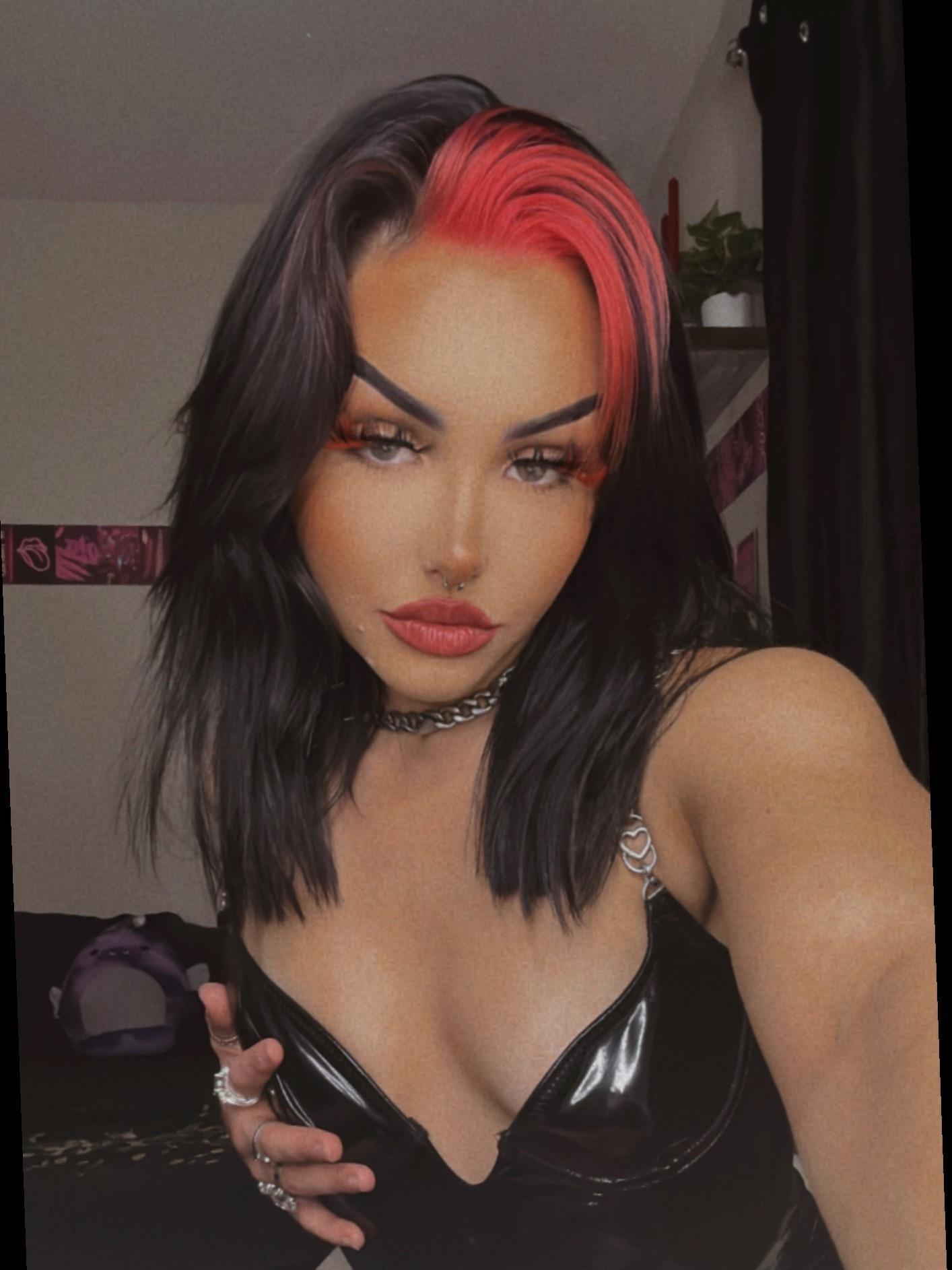angel profile image
