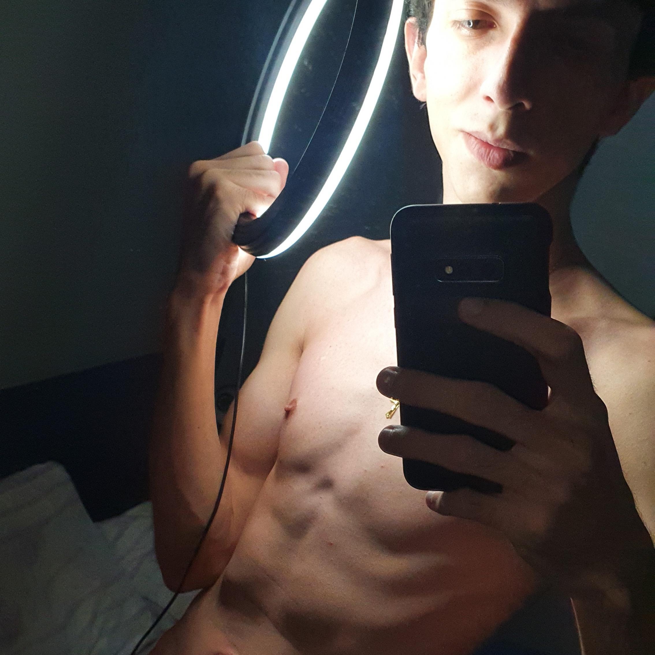 Henrique profile image