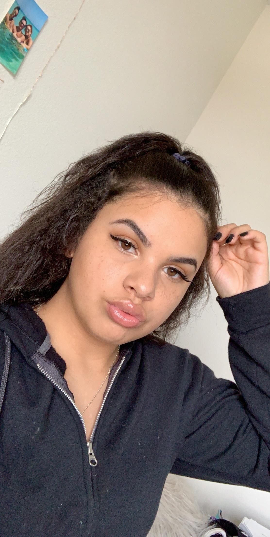 V profile image