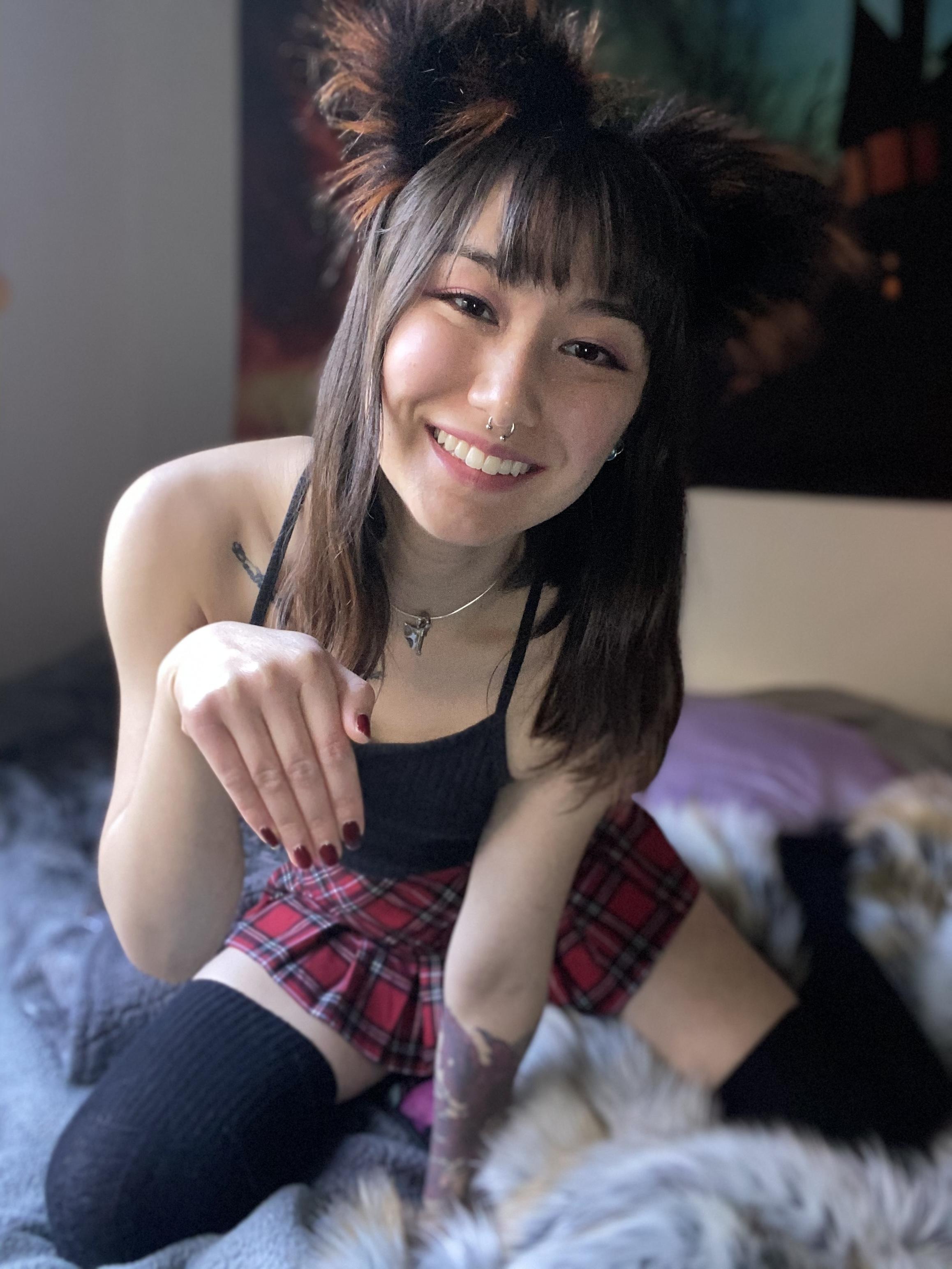 Your Japanese Kinky GF 🌸 profile image