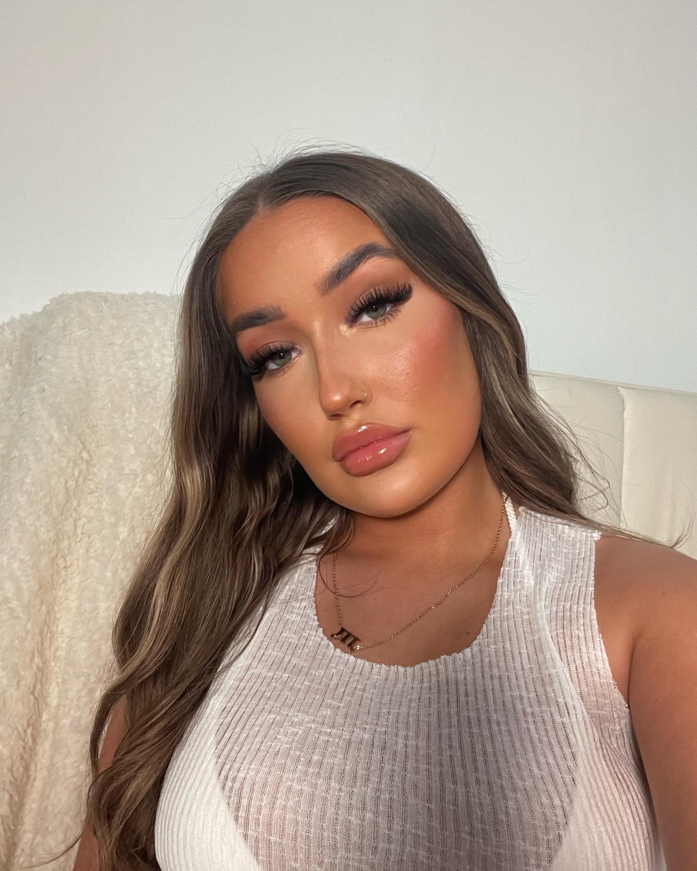 E profile image