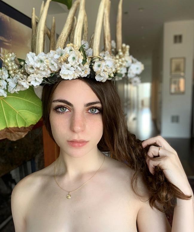 Luna Benna profile image