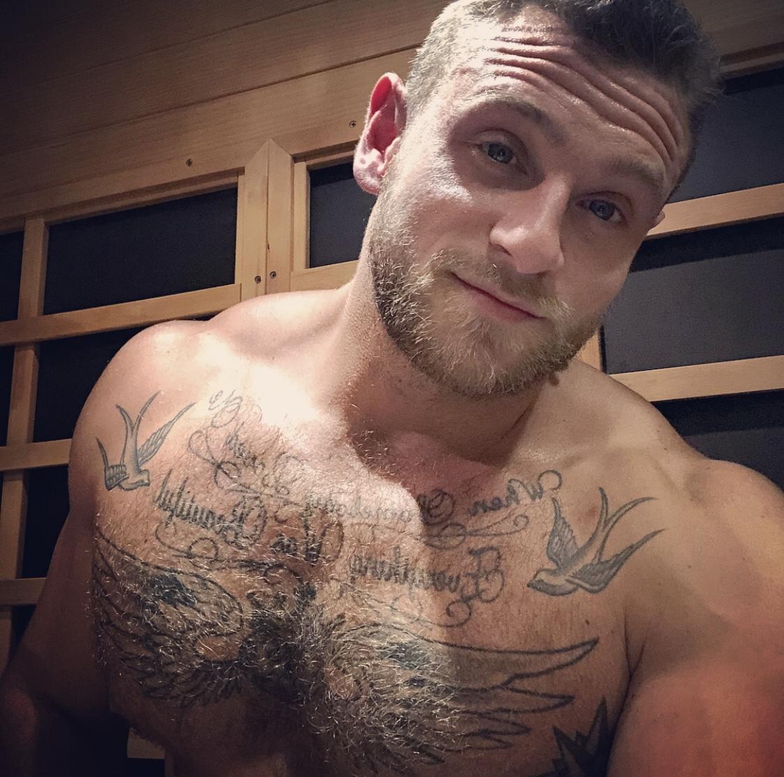 LeoBayne profile image