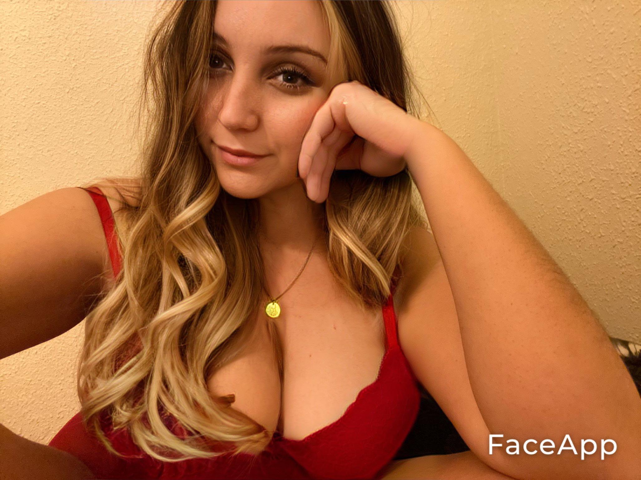 Pau profile image